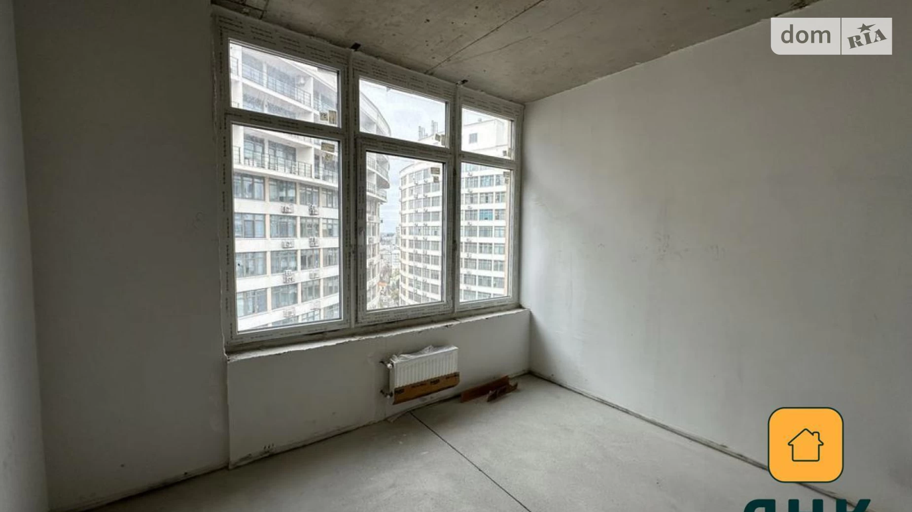 Продается 1-комнатная квартира 38 кв. м в Одессе, ул. Валерия Самофалова, 16А/5 - фото 4