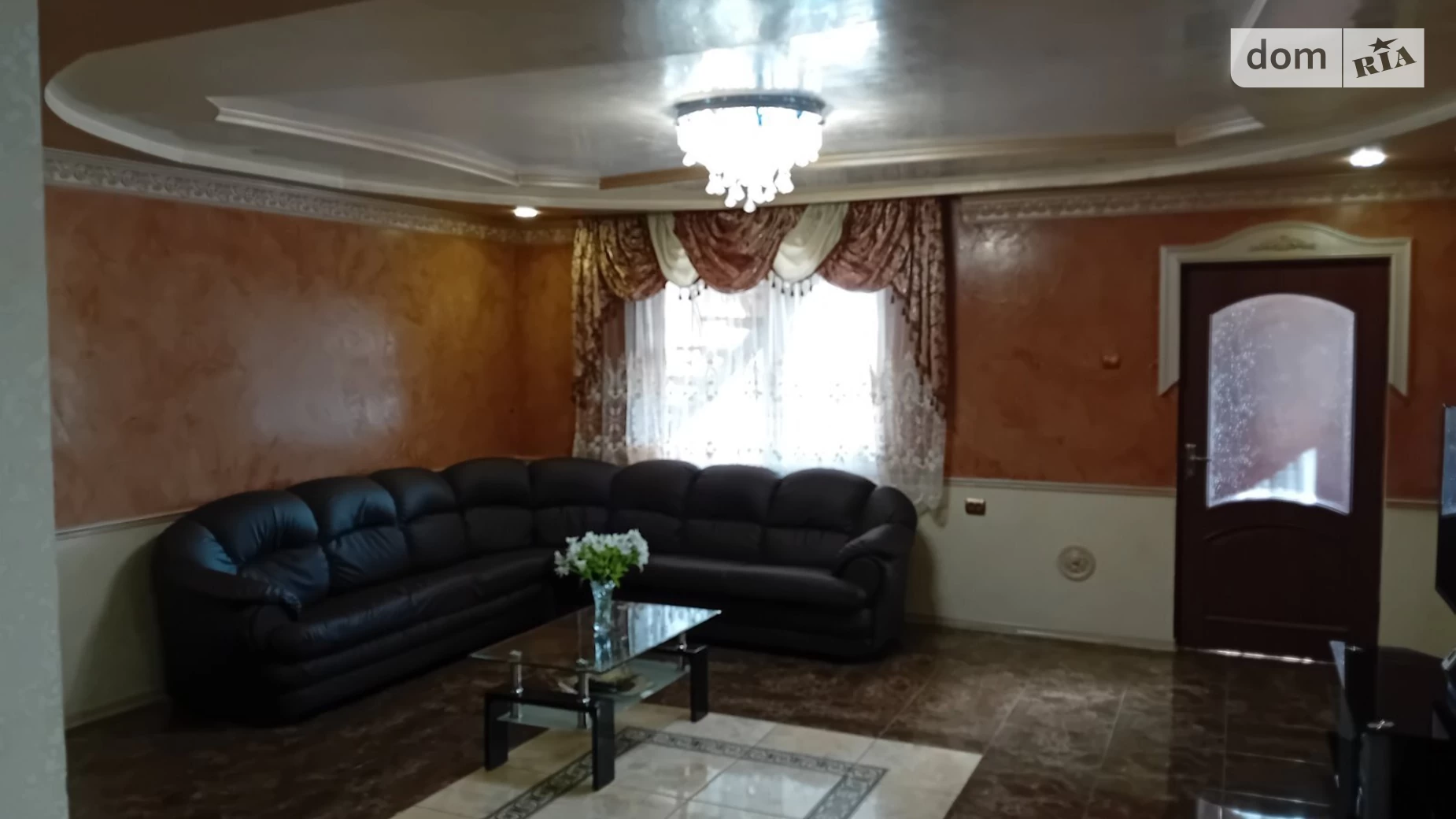 Продается дом на 2 этажа 200 кв. м с террасой, цена: 85000 $ - фото 2