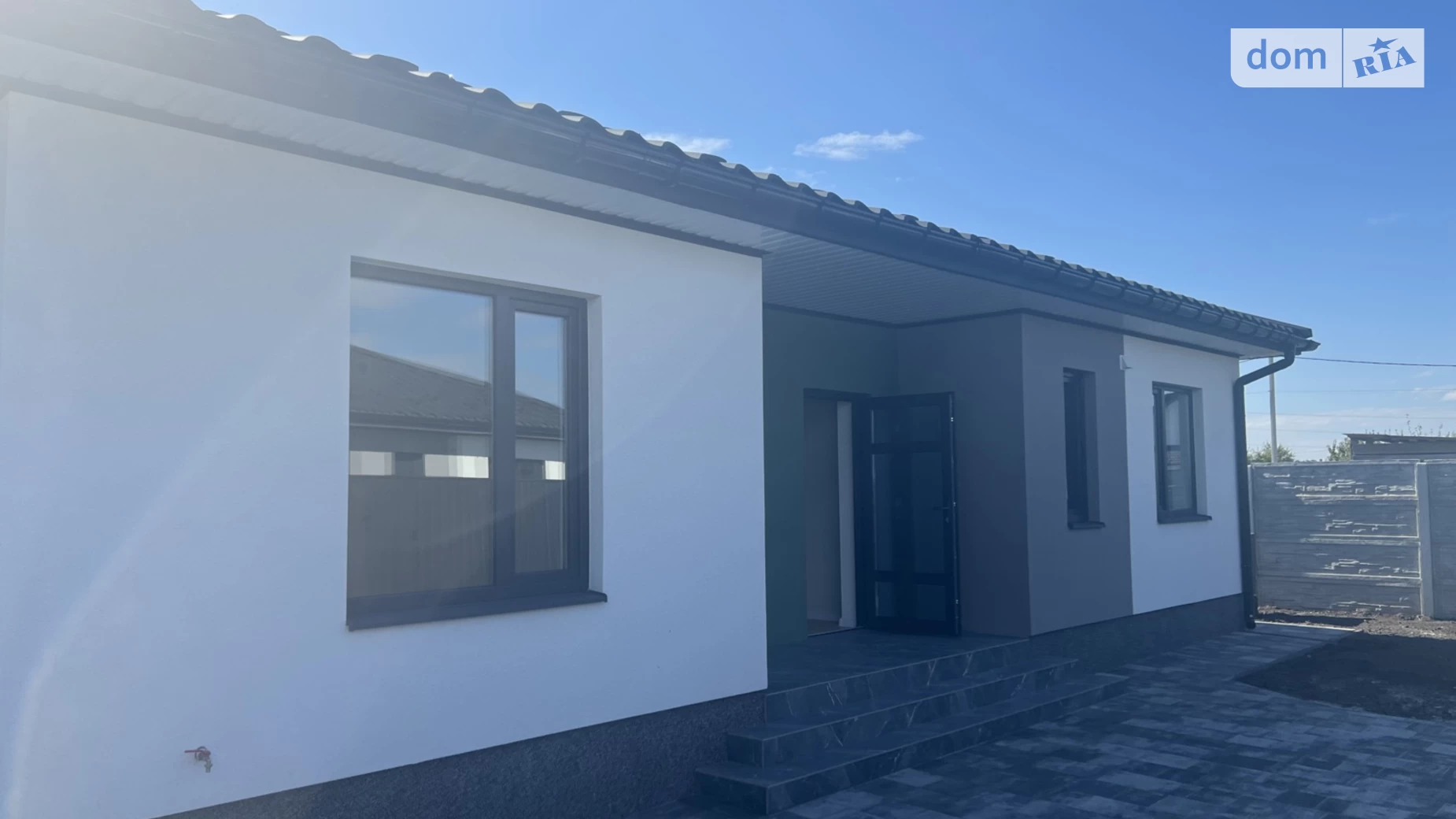Продається одноповерховий будинок 114 кв. м з гаражем, цена: 145000 $ - фото 2