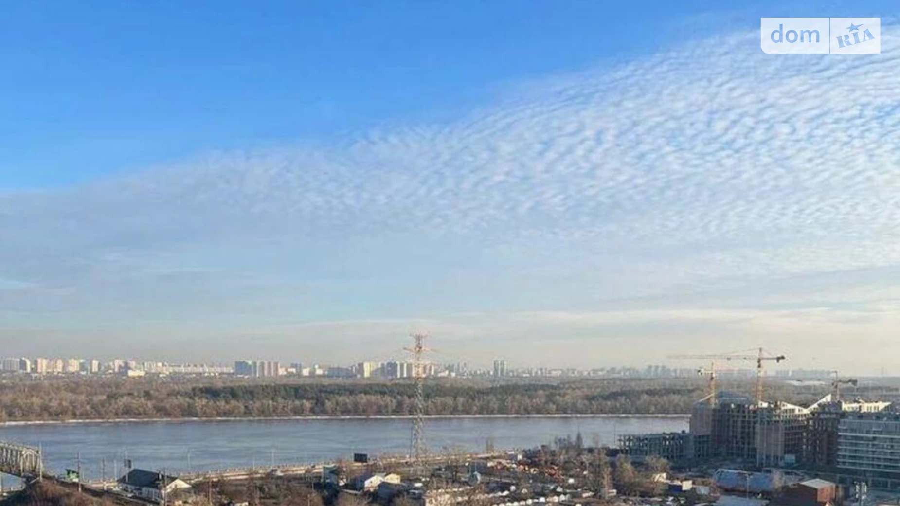 Продається 1-кімнатна квартира 50 кв. м у Києві, вул. Набережно-Рибальська, 27 - фото 2
