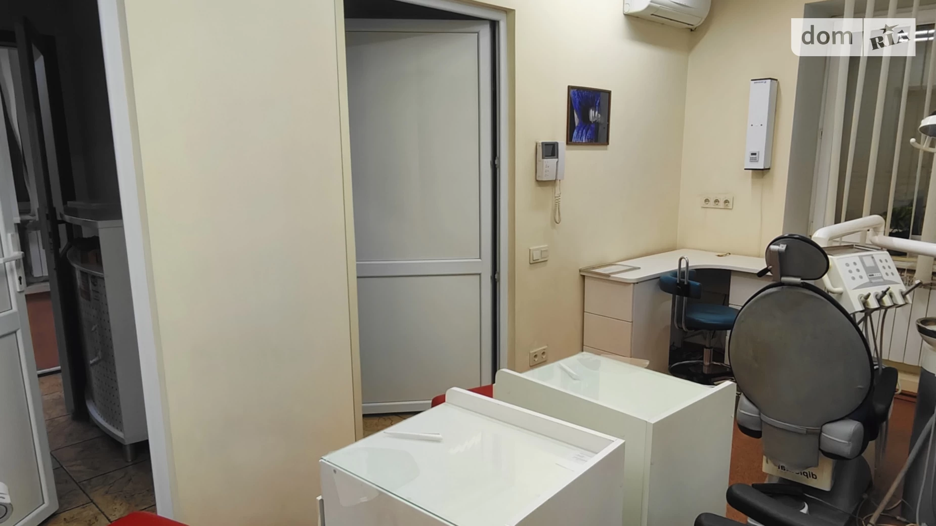 Продається об'єкт сфери послуг 46 кв. м в 4-поверховій будівлі, цена: 66000 $ - фото 3