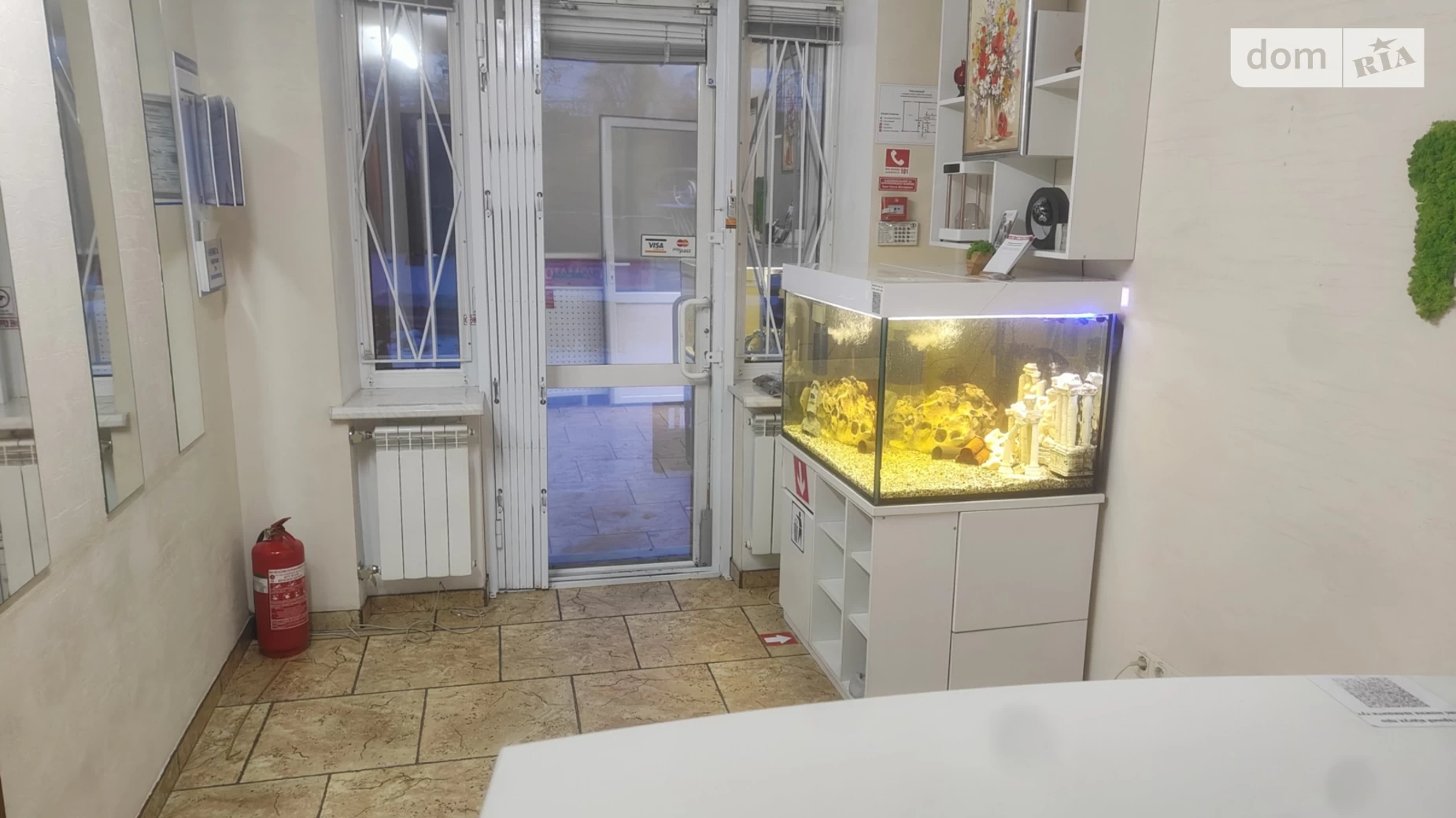 Продається об'єкт сфери послуг 46 кв. м в 4-поверховій будівлі, цена: 66000 $ - фото 4