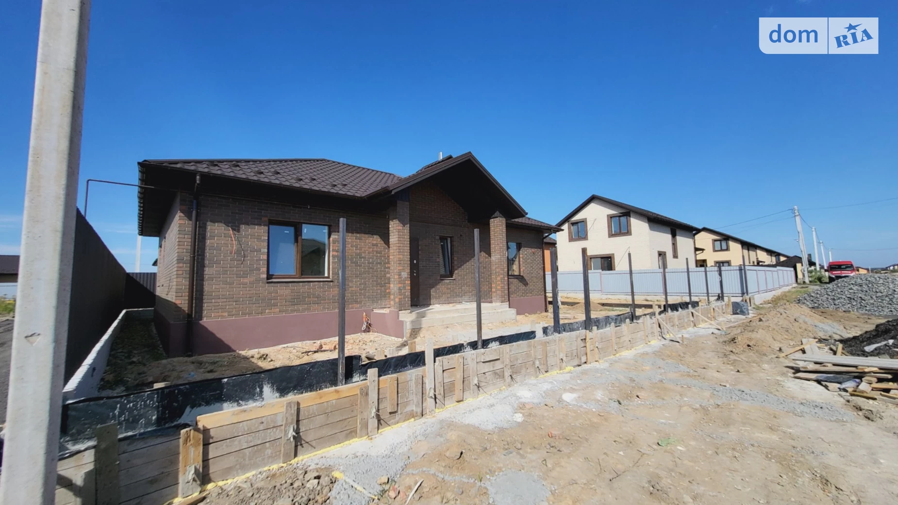 Продается одноэтажный дом 100 кв. м с гаражом, цена: 90000 $ - фото 4