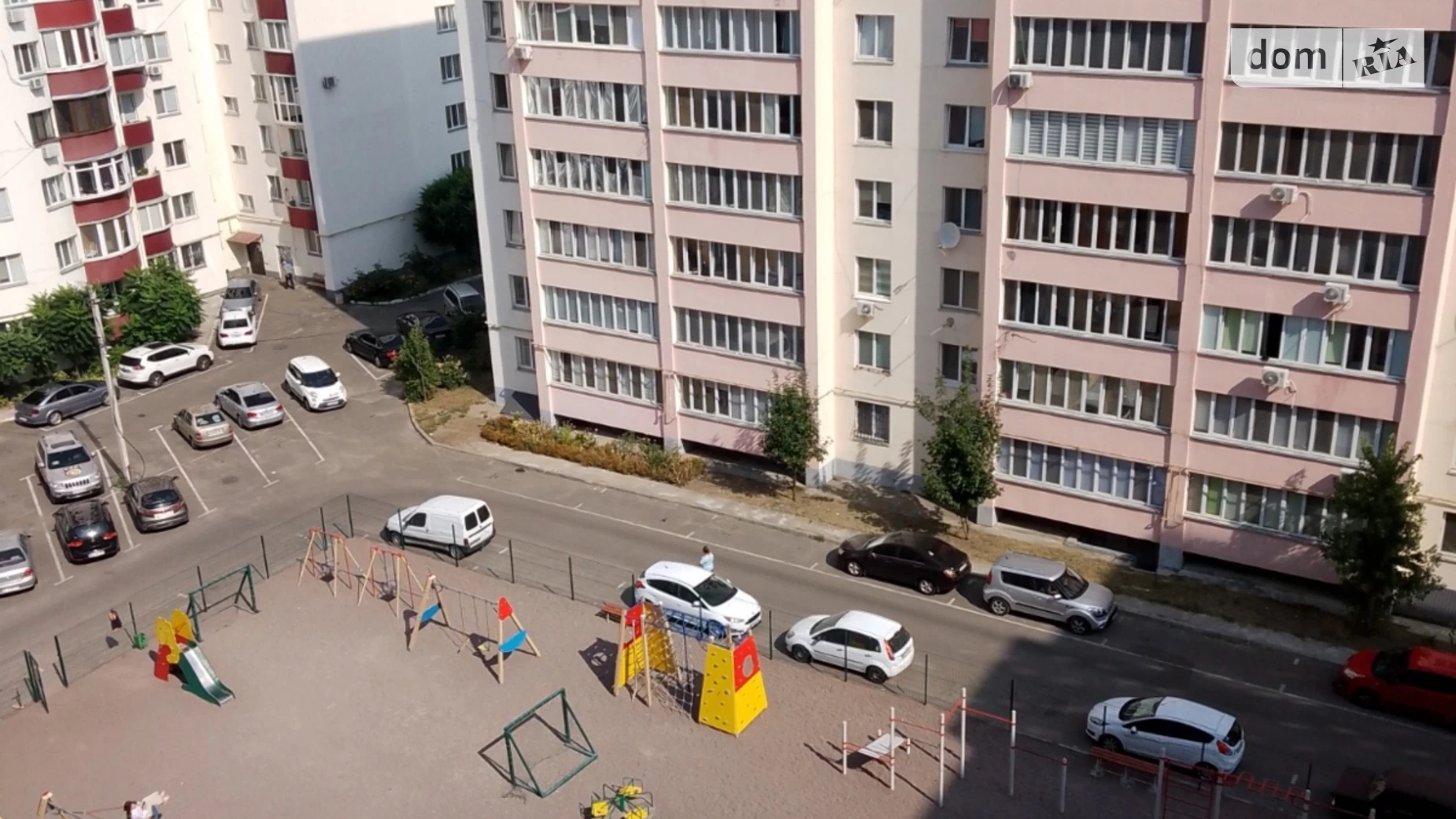 Продается 2-комнатная квартира 65.2 кв. м в Борисполе, ул. Головатого, 76Б - фото 2