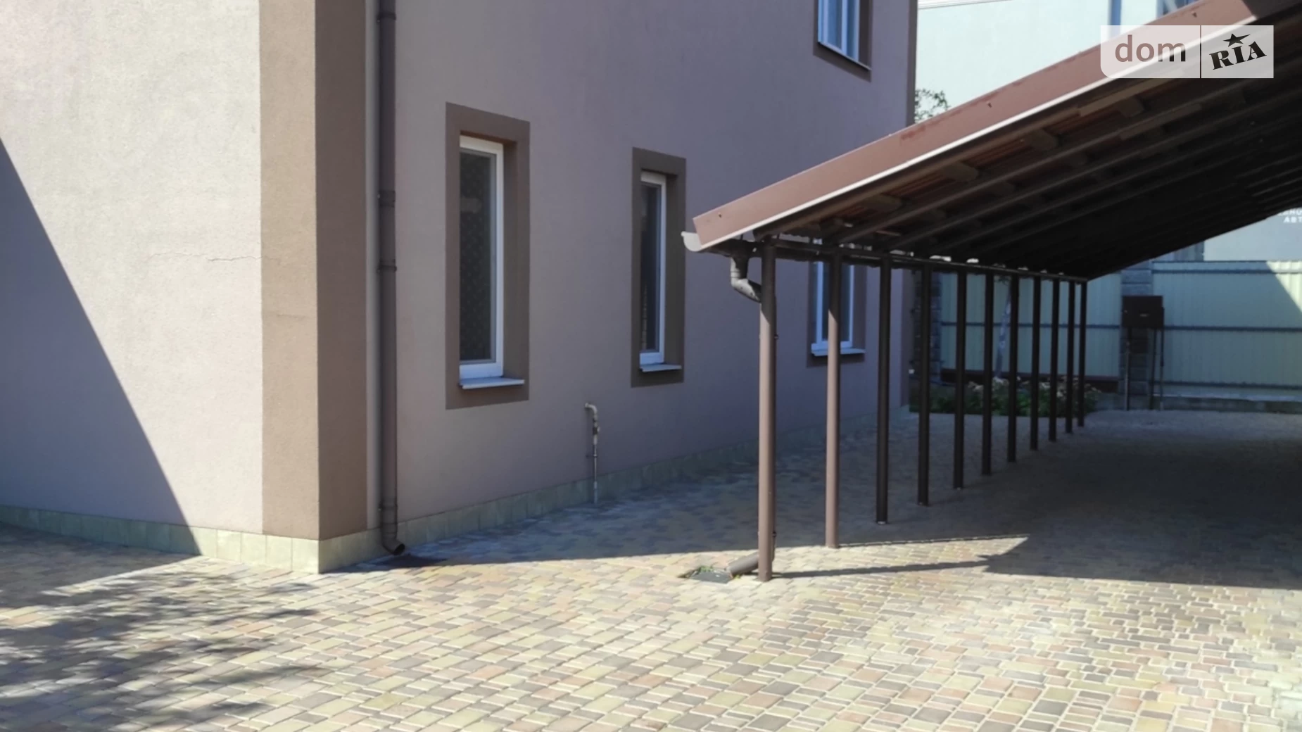 Продается дом на 3 этажа 240 кв. м с бассейном, цена: 690000 $ - фото 3