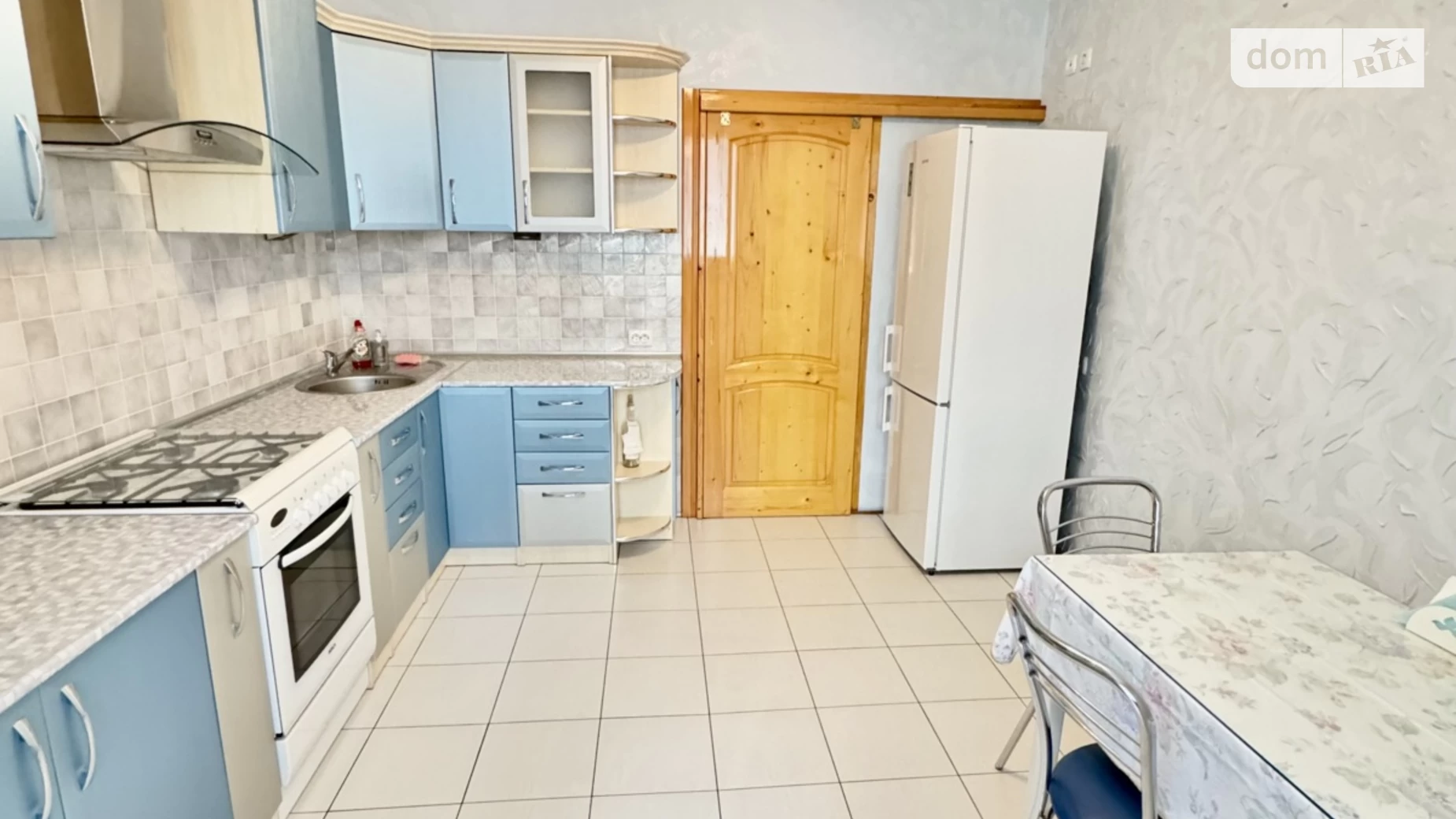 Сдается в аренду 3-комнатная квартира 85 кв. м в Ивано-Франковске, ул. Орлика Филиппа - фото 3