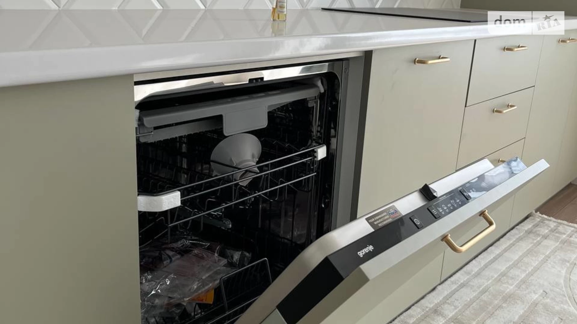 Продается 1-комнатная квартира 43 кв. м в Ивано-Франковске, ул. Волошина Августина, 2 - фото 4