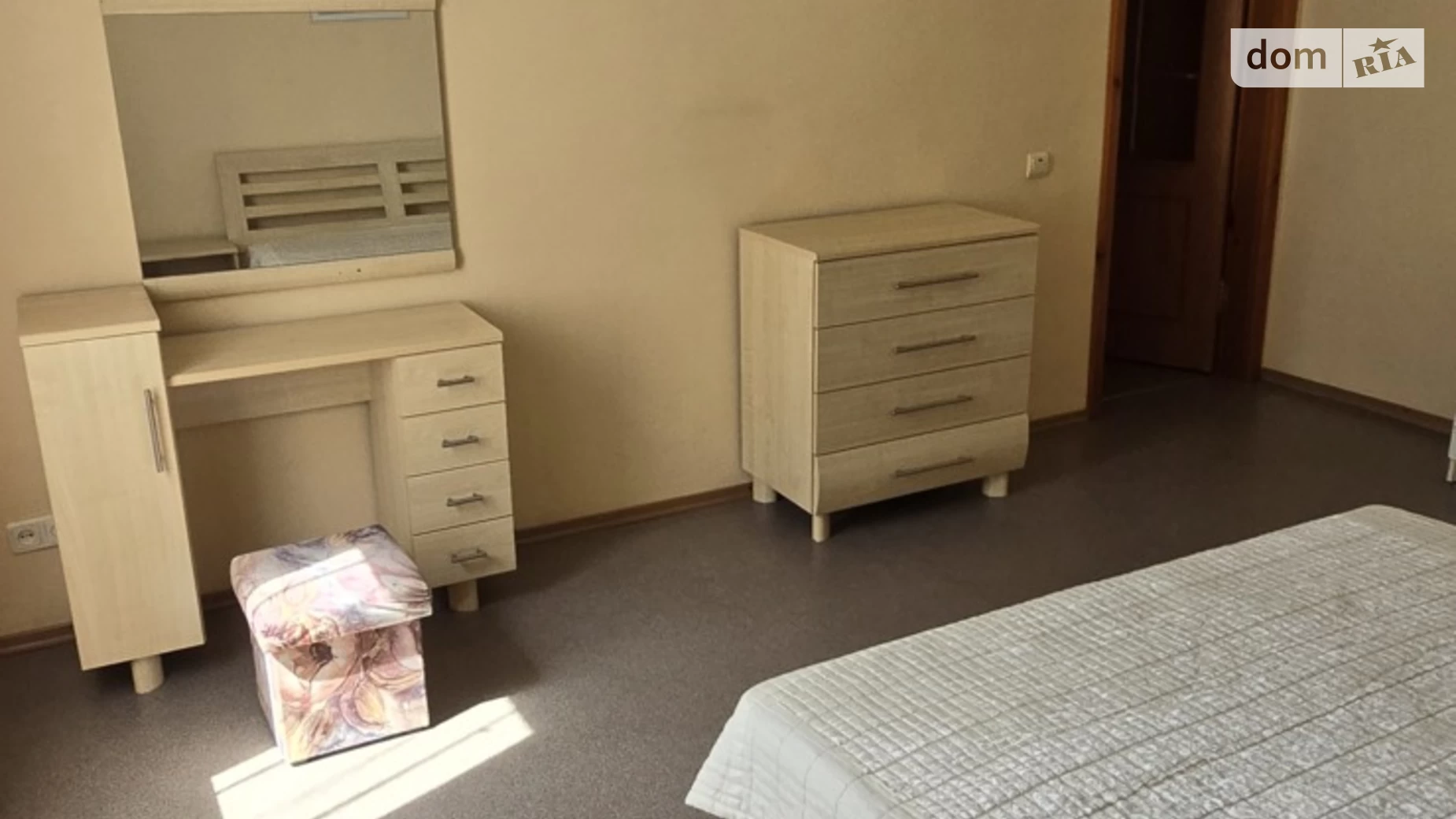 Продается 2-комнатная квартира 47.5 кв. м в Кривом Роге, ул. Святогеоргиевская(Рязанова) - фото 3