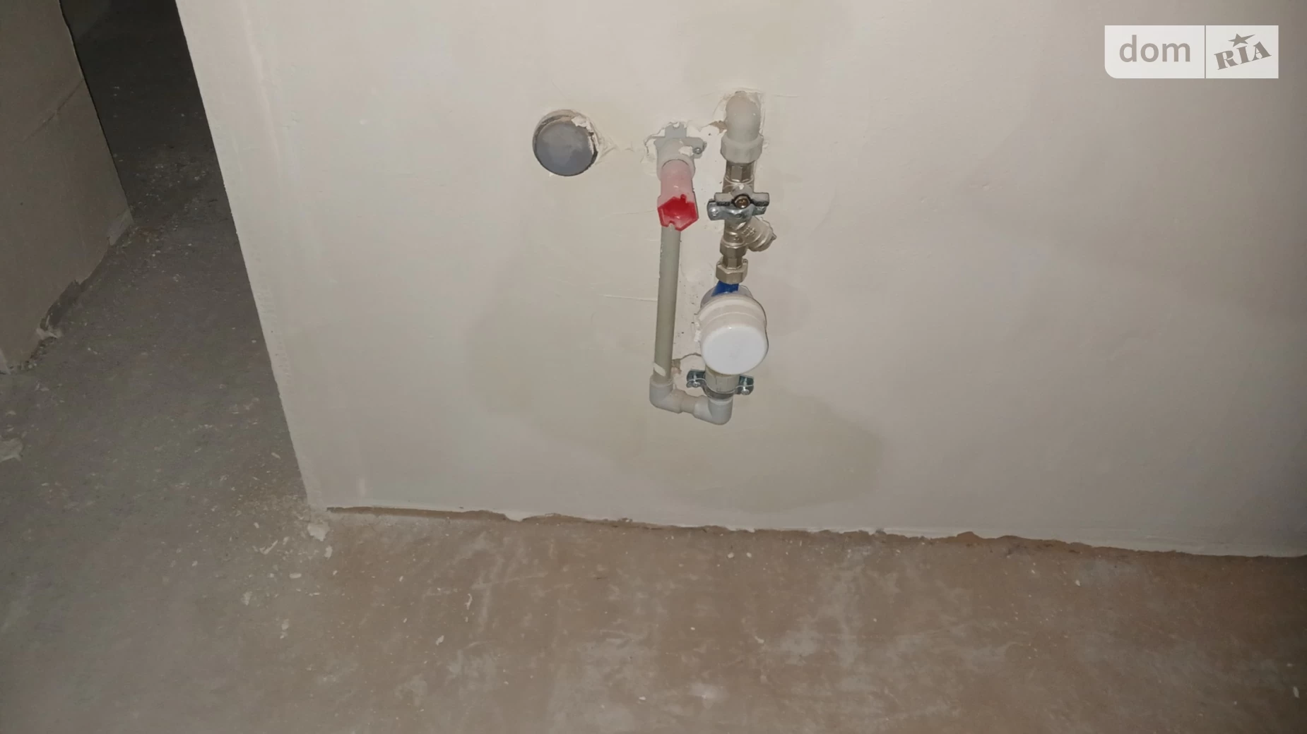 Продается офис 19 кв. м в бизнес-центре, цена: 9400 $ - фото 4
