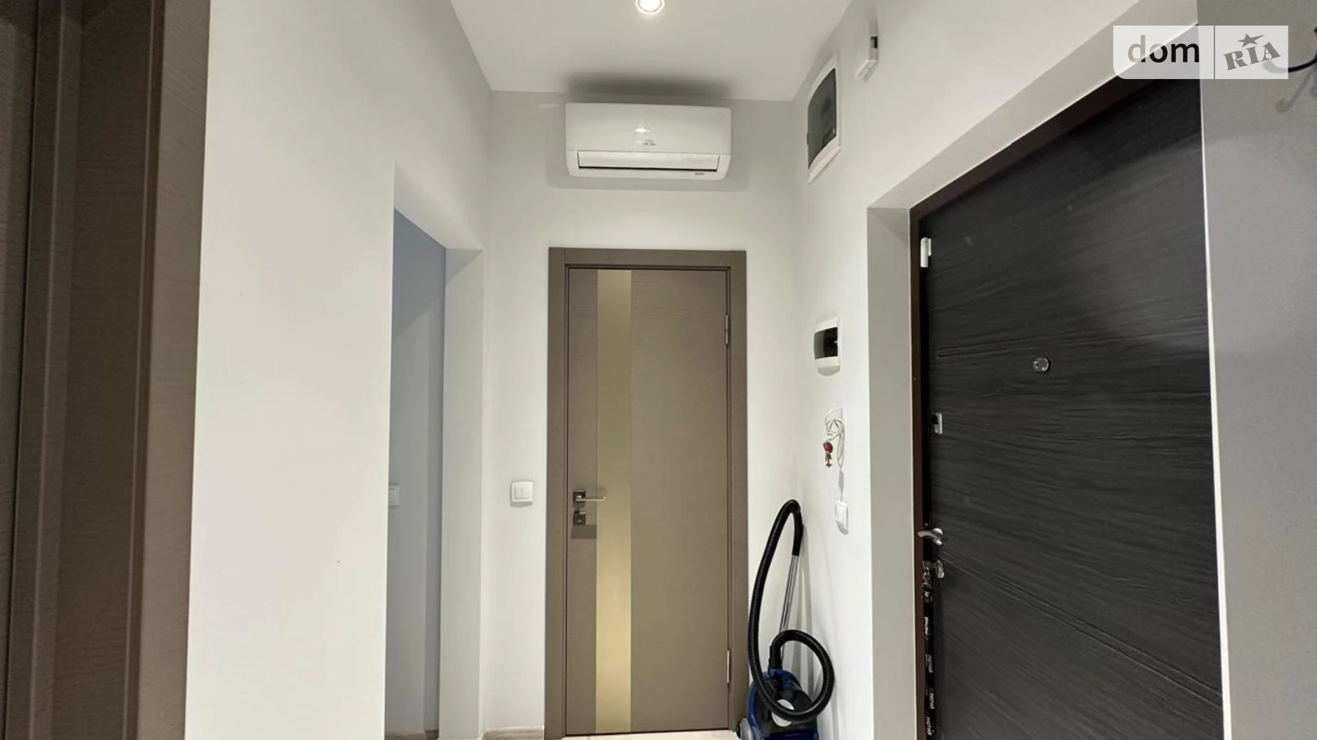 Продается 1-комнатная квартира 40 кв. м в Ужгороде, цена: 75000 $ - фото 5
