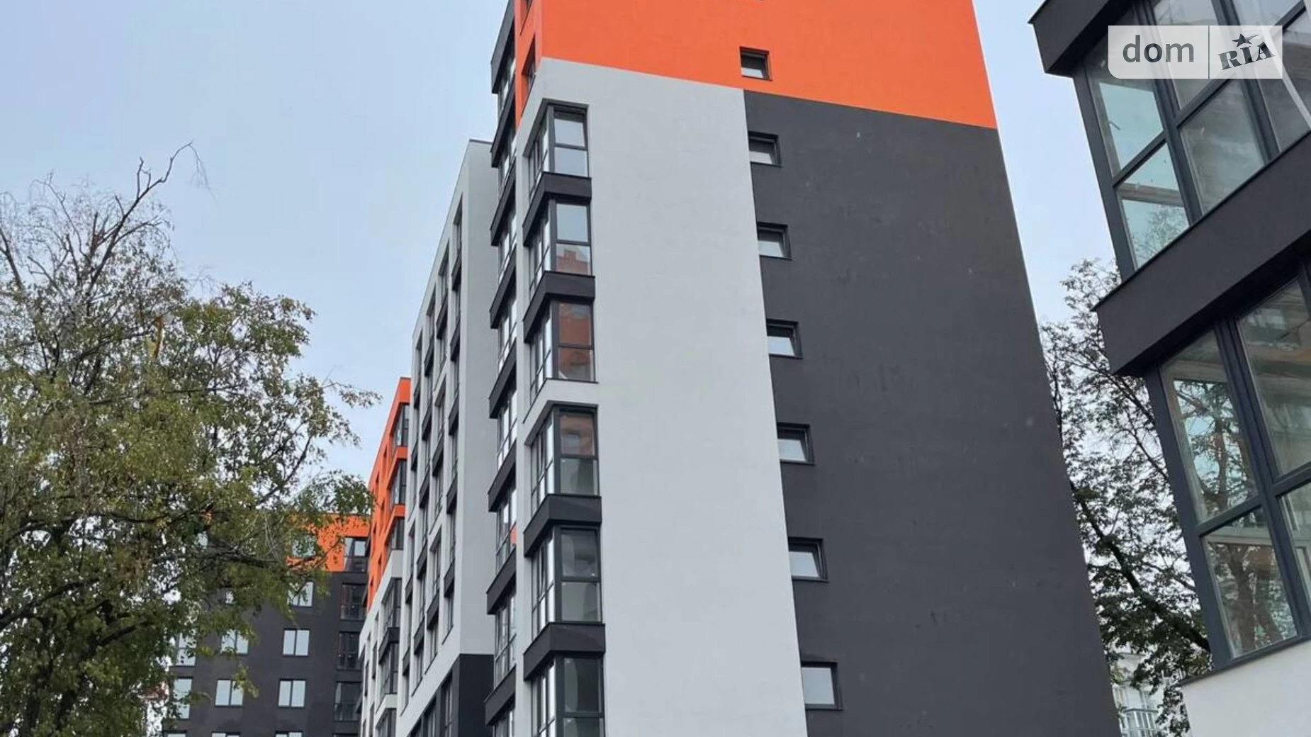 Продается 1-комнатная квартира 39 кв. м в Ивано-Франковске, ул. Национальной Гвардии - фото 2