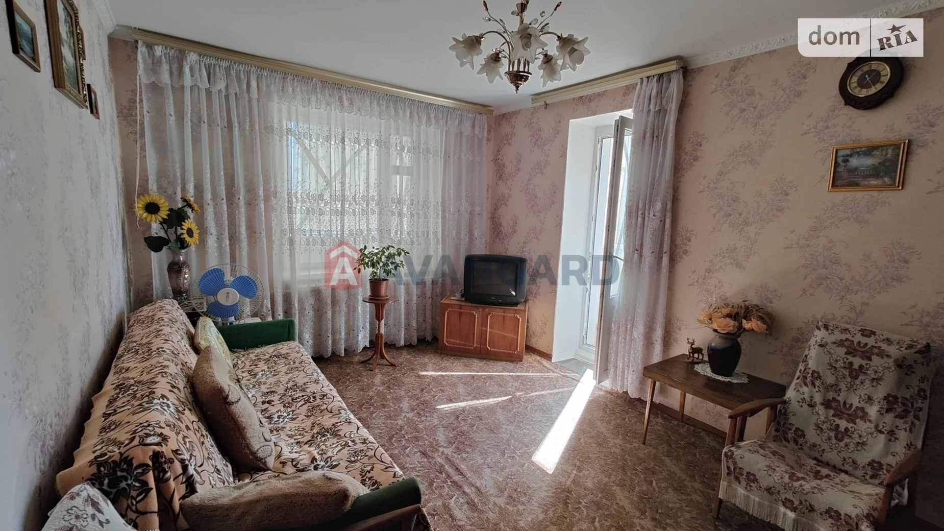 Продається 2-кімнатна квартира 49.9 кв. м у Дніпрі, вул. Панікахи, 121 - фото 2