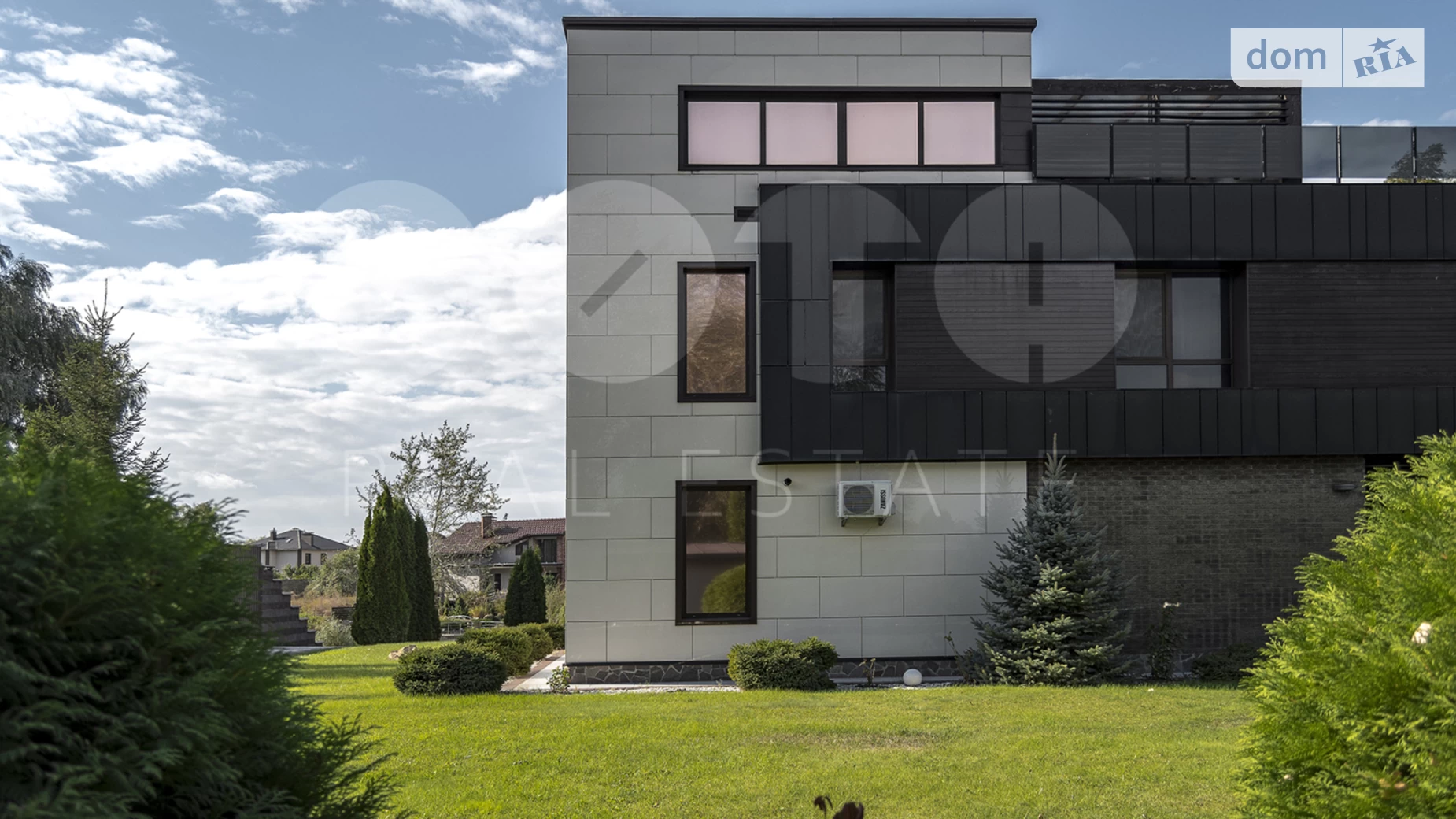 Продается дом на 3 этажа 215.1 кв. м с балконом, цена: 340000 $ - фото 2