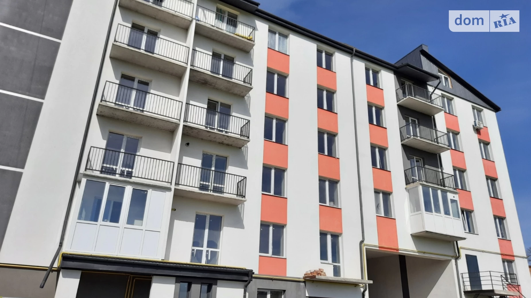 Продается 2-комнатная квартира 74 кв. м в Байковцах, ул. Солнечная, 19А - фото 4