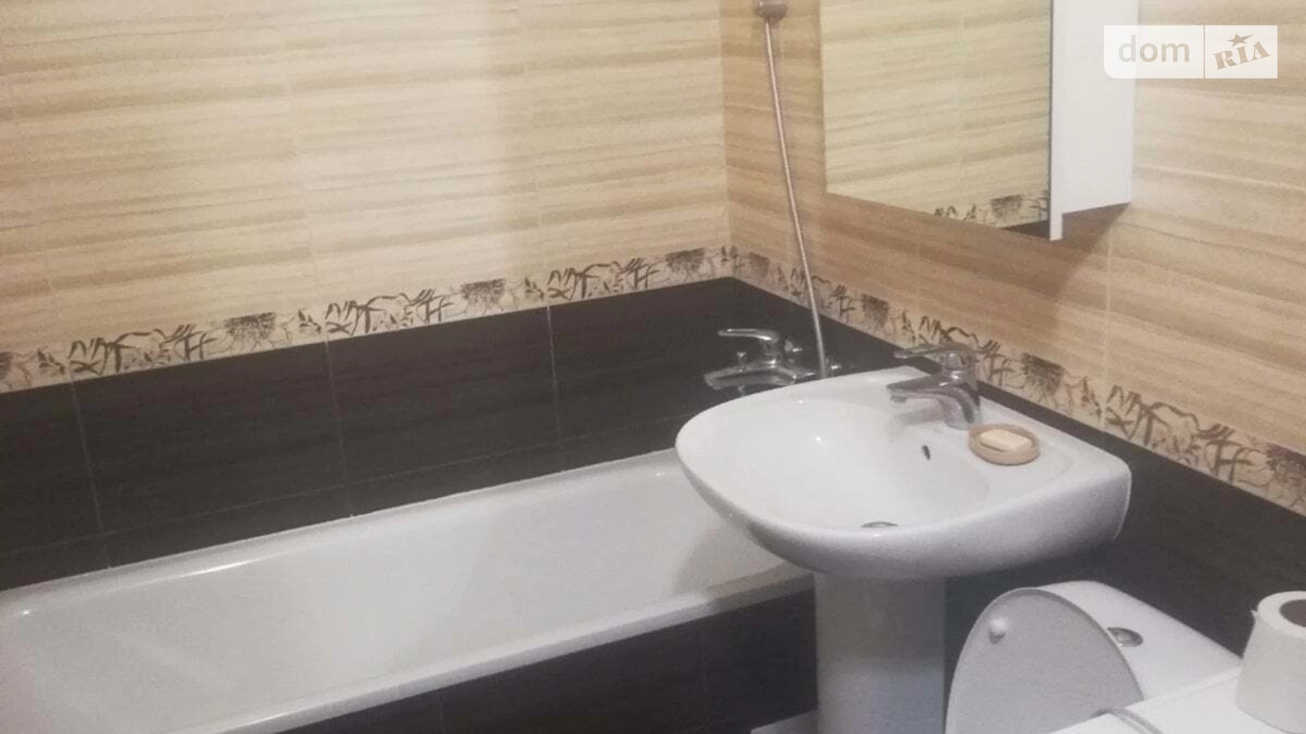 Сдается в аренду 3-комнатная квартира 92.4 кв. м в Львове, ул. Леонида Перфецкого, 11А - фото 3