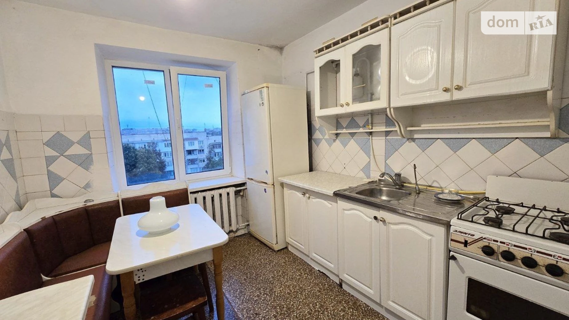 Продается 2-комнатная квартира 57.1 кв. м в Черновцах, ул. Южно-Окружная - фото 2