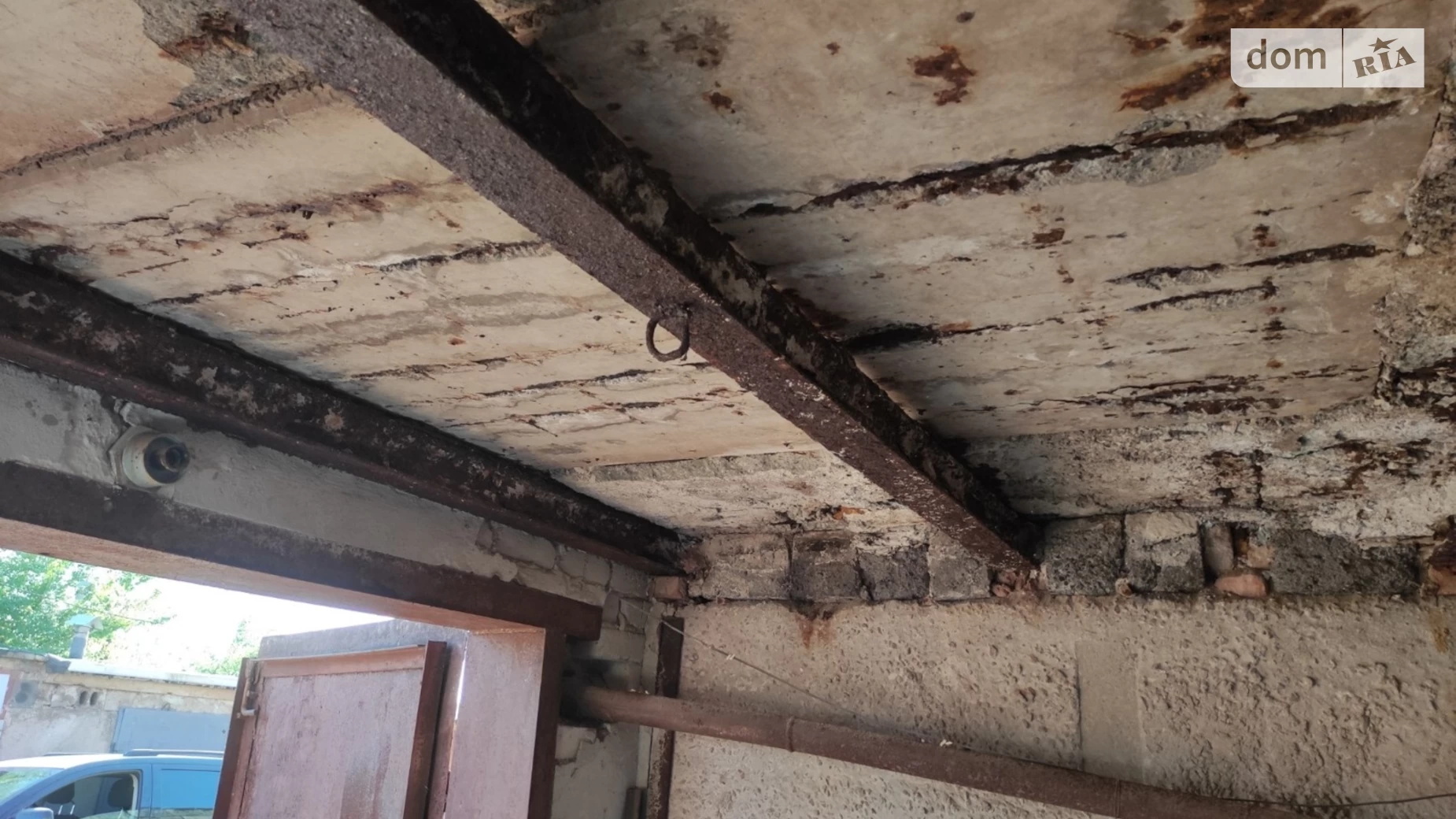 Продается место в гаражном кооперативе под легковое авто на 20 кв. м, цена: 2600 $ - фото 3
