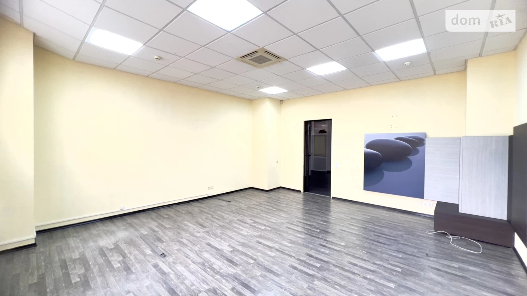 Продается офис 5150 кв. м в бизнес-центре, цена: 5200000 $ - фото 5