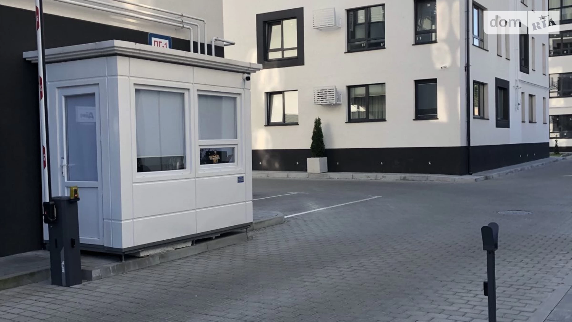 Продается 2-комнатная квартира 61.5 кв. м в Ровно, ул. Самчука Уласа - фото 3