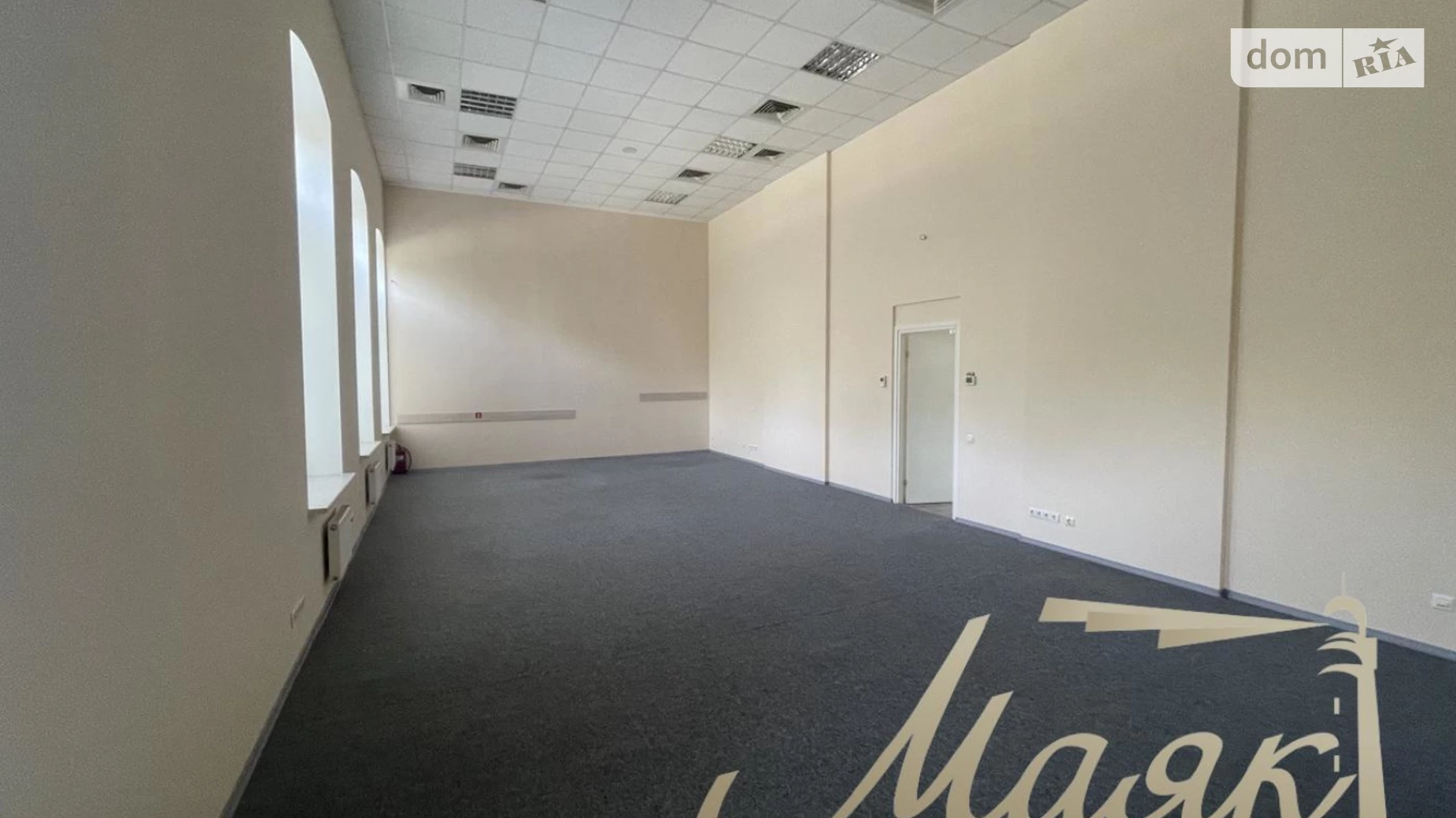 Сдается в аренду офис 492 кв. м в бизнес-центре, цена: 7400 $ - фото 4