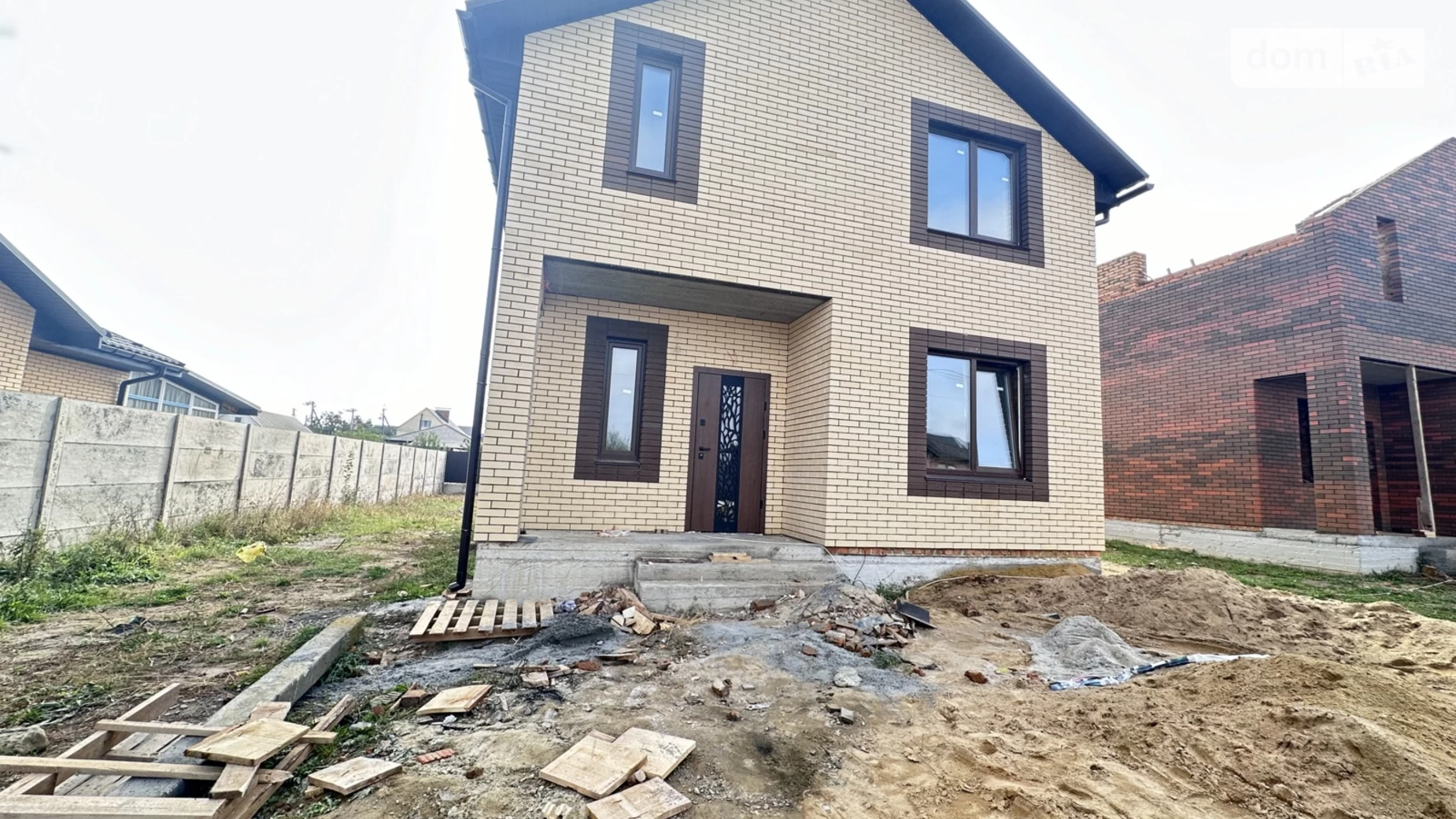 Продается дом на 2 этажа 125 кв. м с мебелью, цена: 93000 $ - фото 2