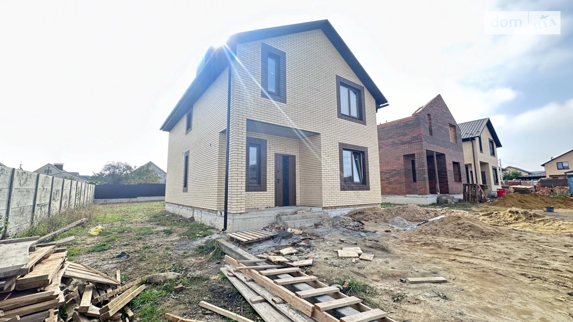 Продается дом на 2 этажа 125 кв. м с мебелью, цена: 93000 $ - фото 3