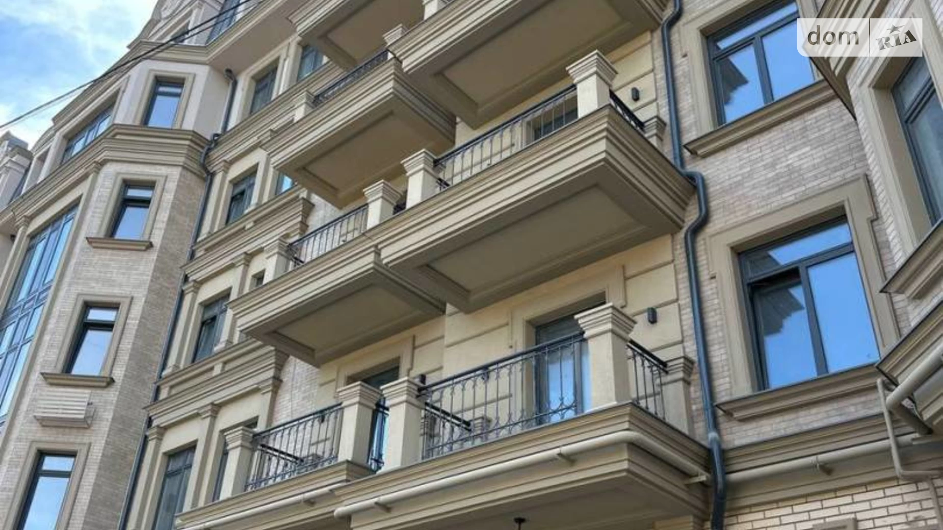 Продається 3-кімнатна квартира 99 кв. м у Одесі, Фонтанська дор. - фото 2