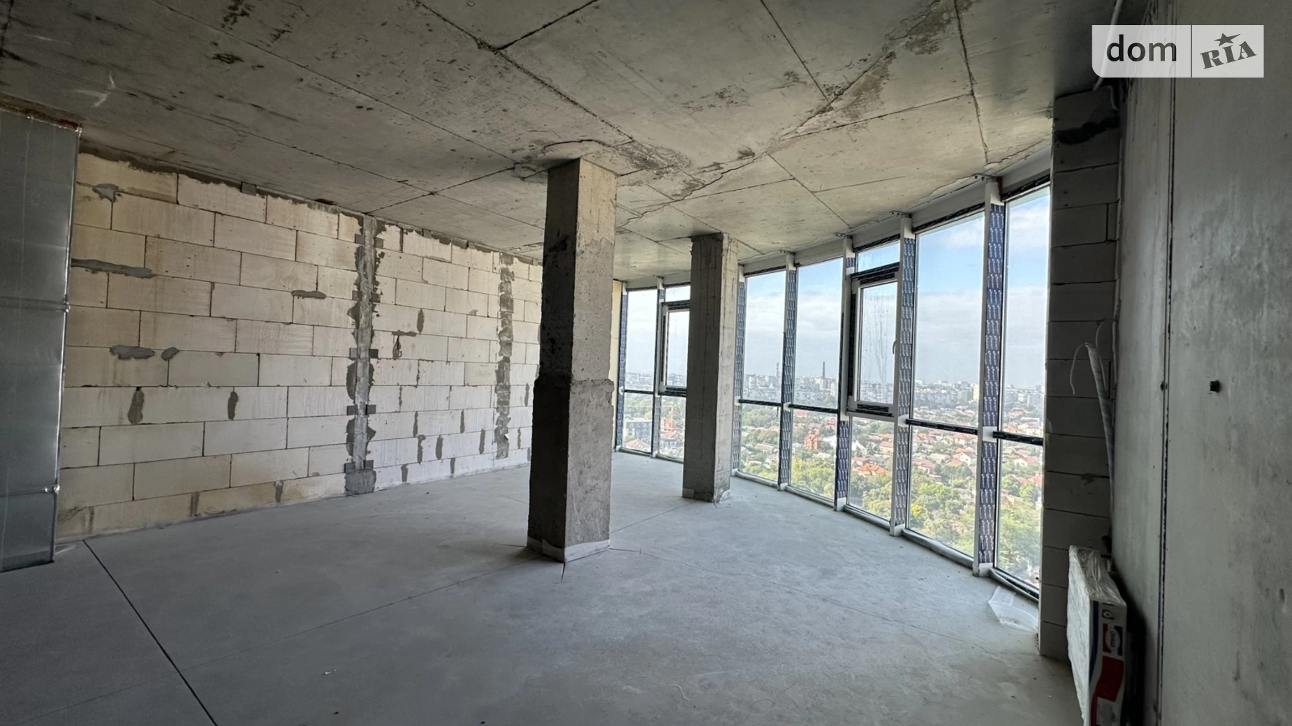 Продается 1-комнатная квартира 59 кв. м в Одессе, Фонтанская дор. - фото 2