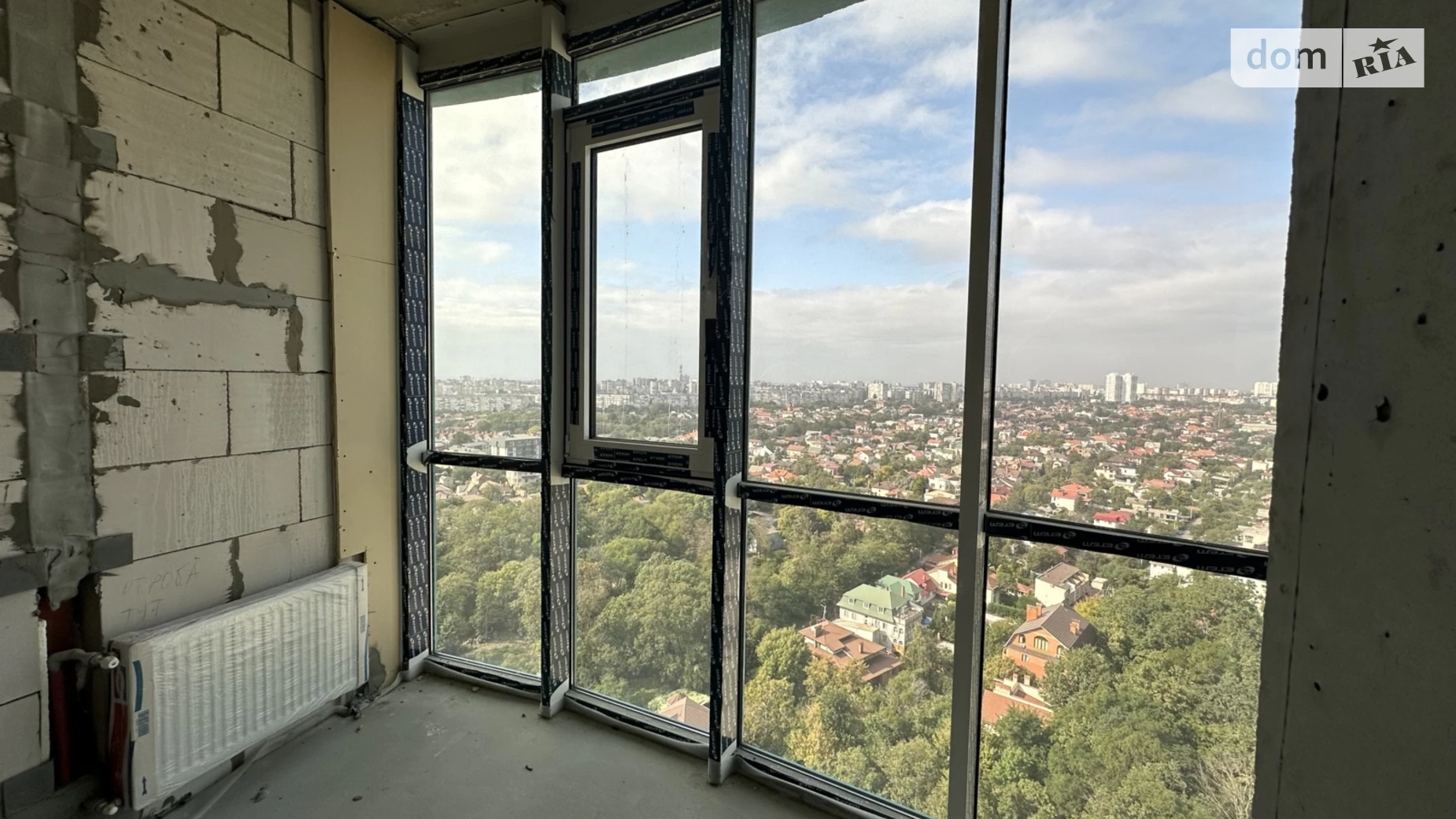 Продается 1-комнатная квартира 59 кв. м в Одессе, Фонтанская дор. - фото 4
