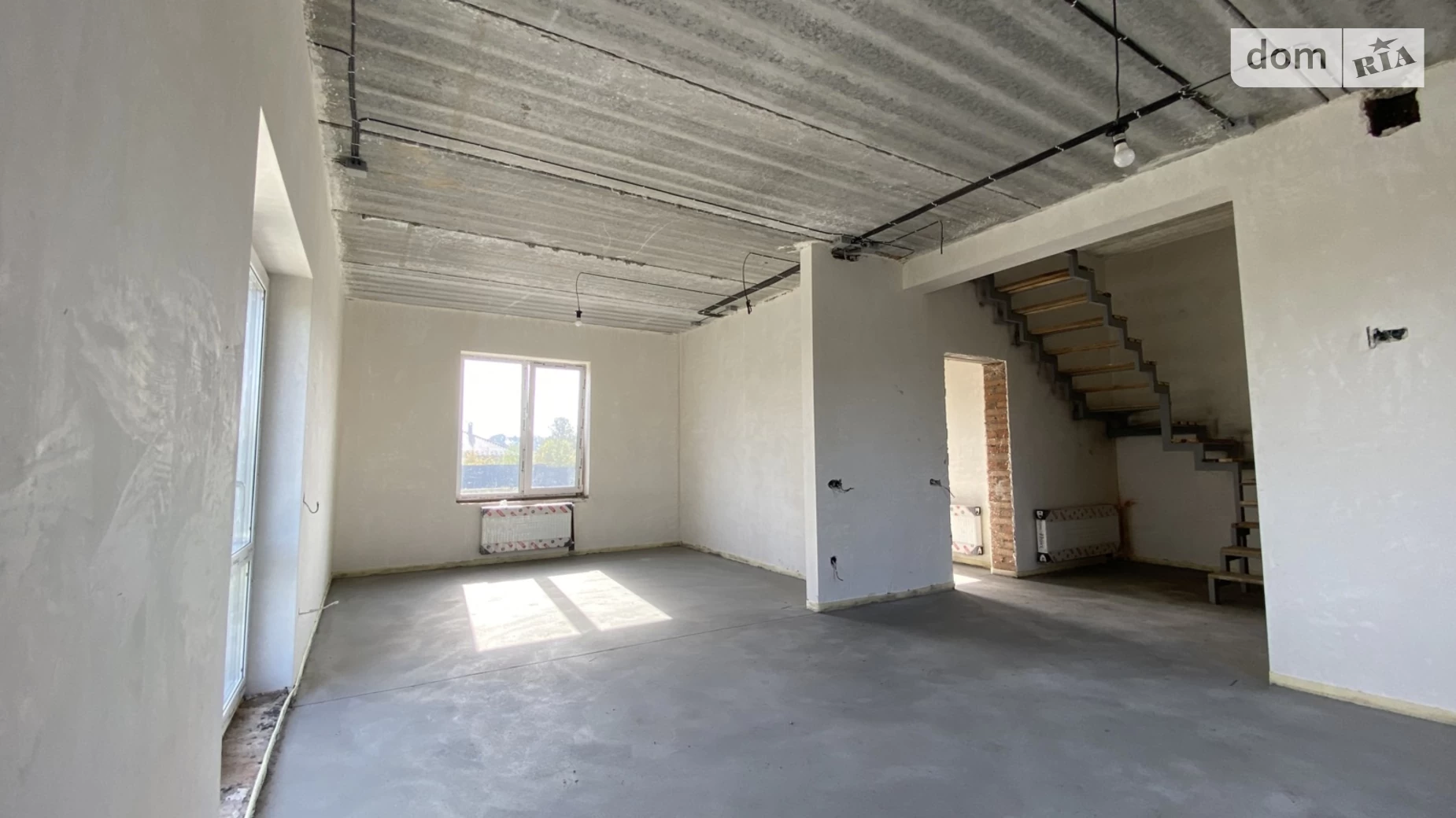 Продается дом на 3 этажа 115 кв. м с бассейном, цена: 83990 $ - фото 3