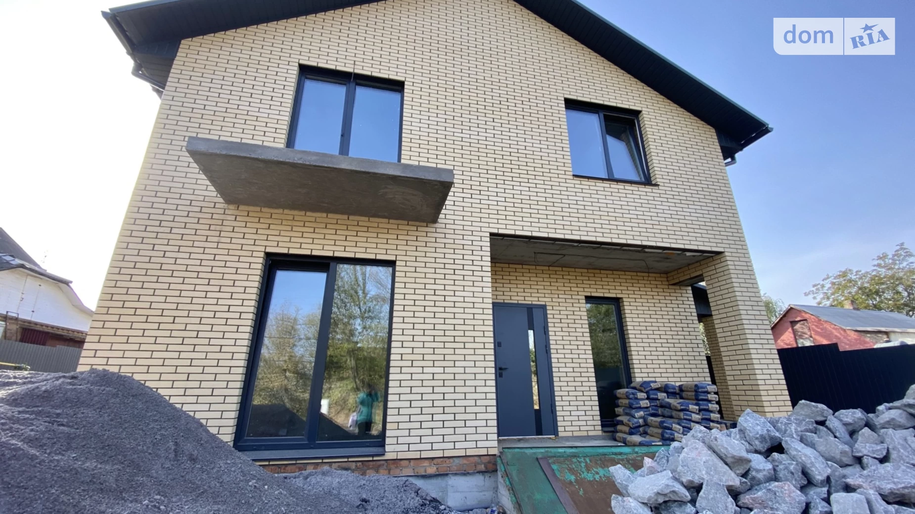 Продается дом на 2 этажа 128 кв. м с камином, цена: 115000 $ - фото 5