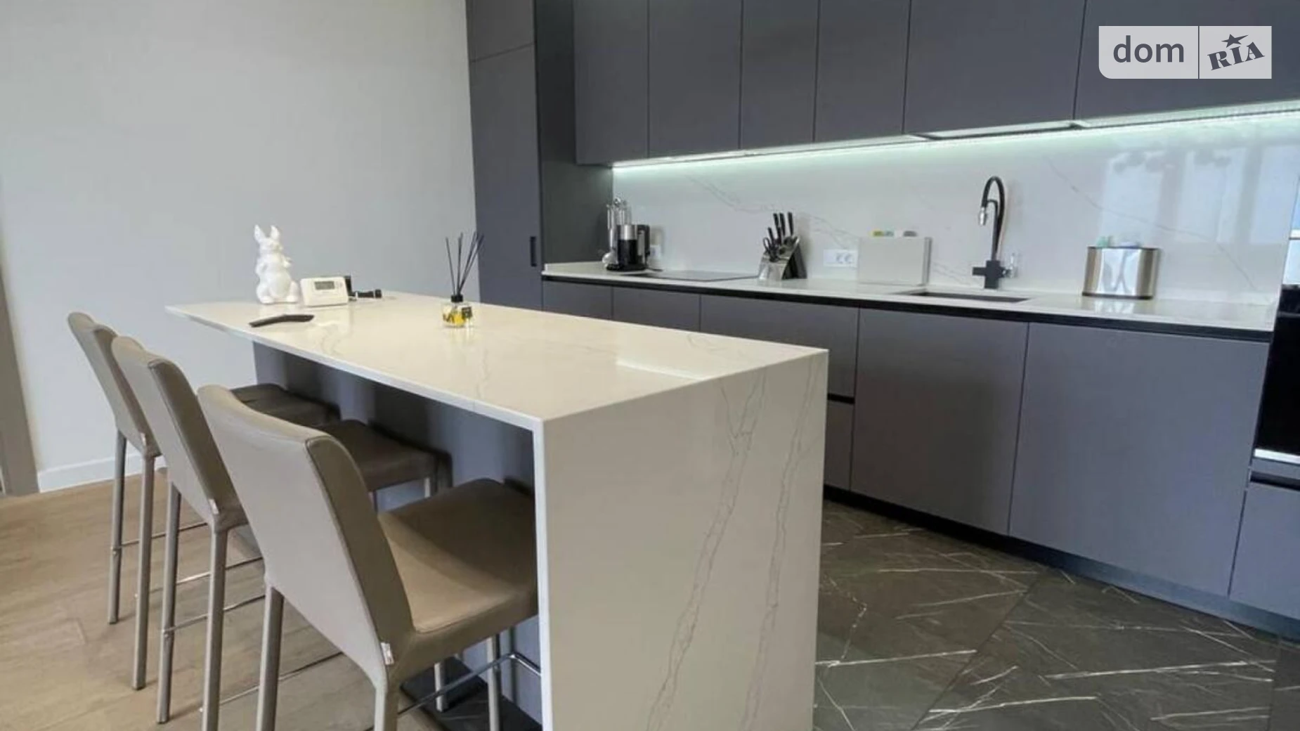 Продается 2-комнатная квартира 113.2 кв. м в Одессе, пер. Удельный, 6 - фото 3