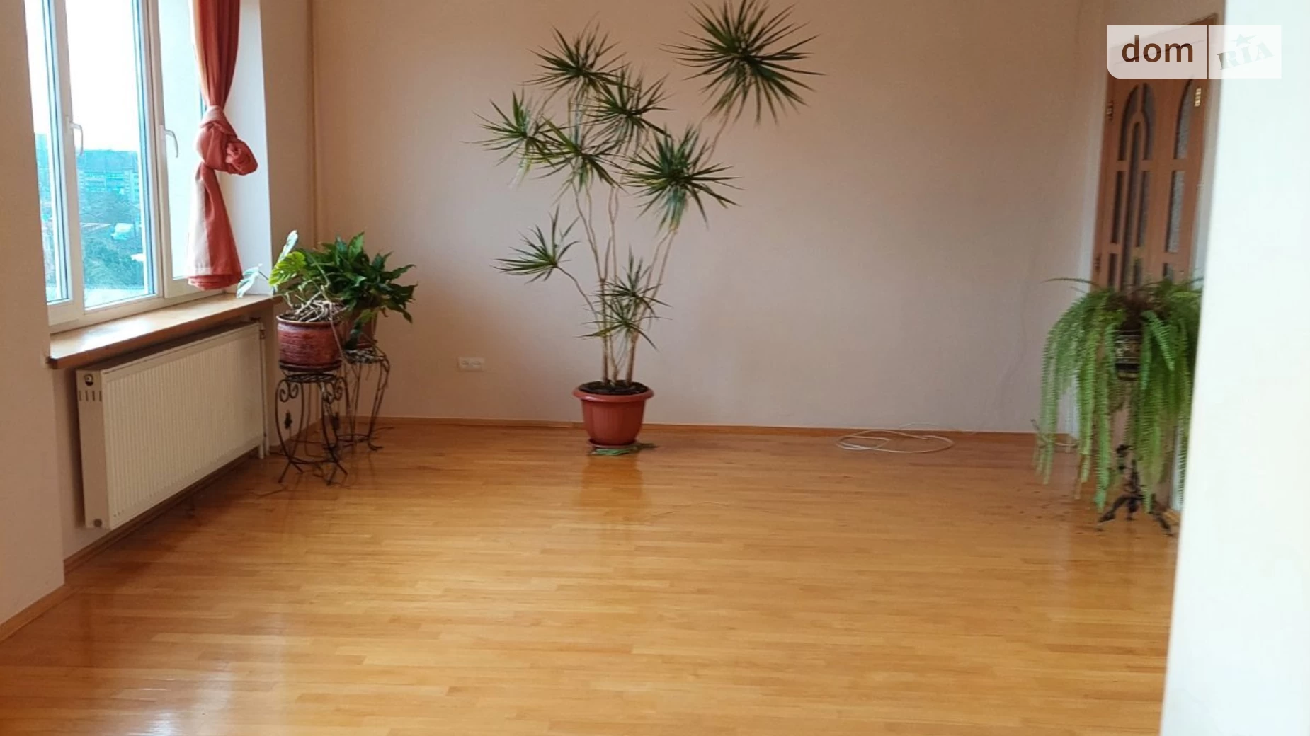Продается дом на 3 этажа 480 кв. м с балконом, цена: 300000 $ - фото 4