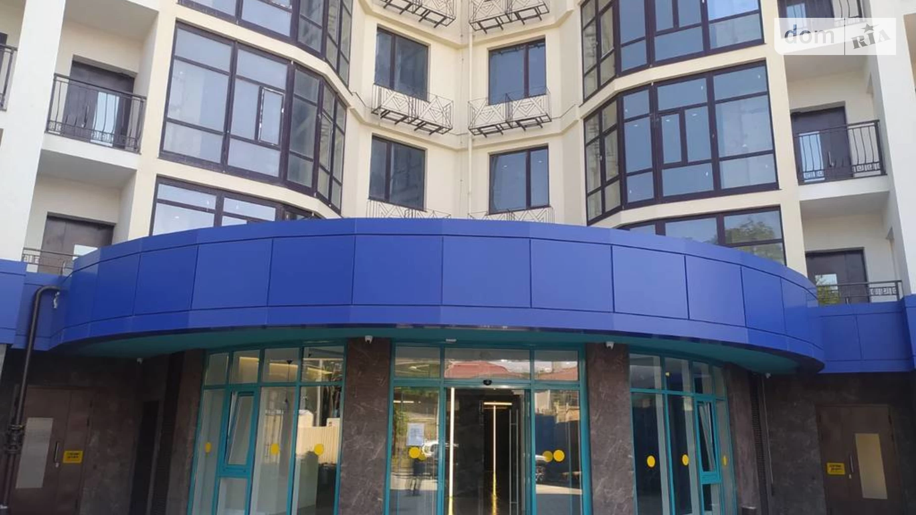 Продається 3-кімнатна квартира 133 кв. м у Одесі, Фонтанська дор., 118А/3 - фото 2