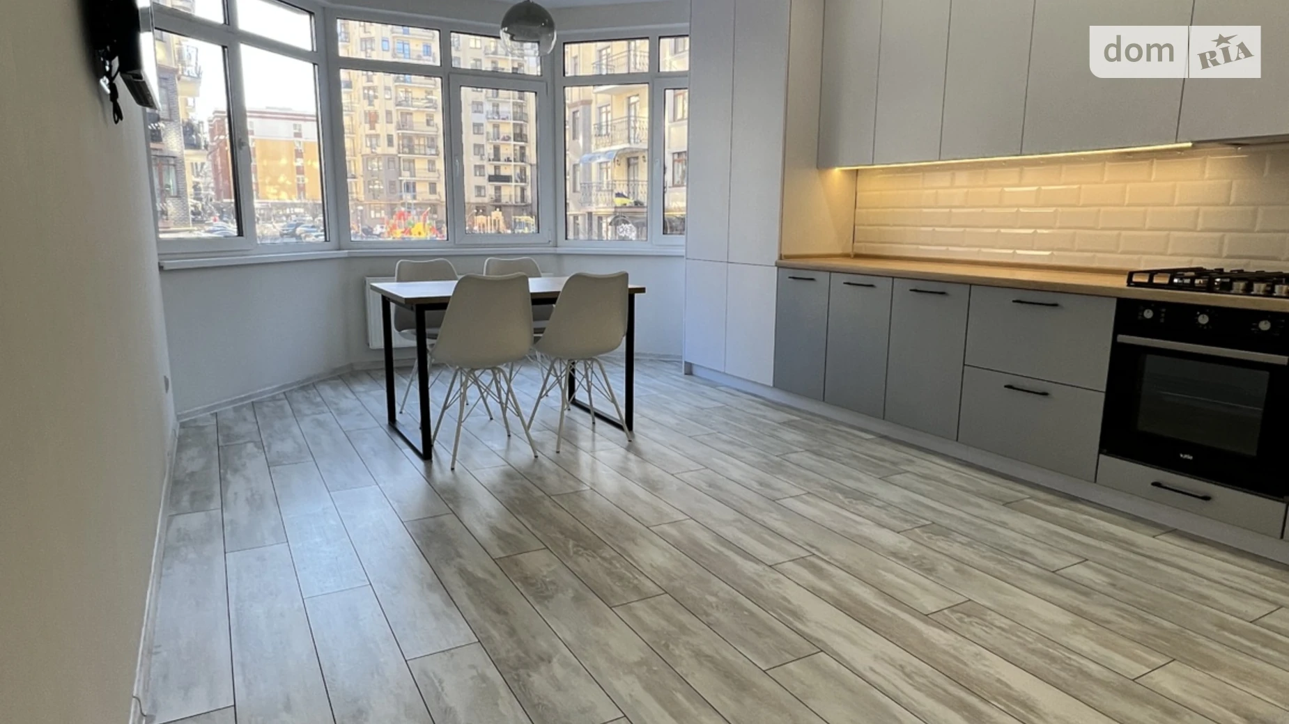 Продается 2-комнатная квартира 63.8 кв. м в Ирпене, ул. Западная, 14 - фото 2