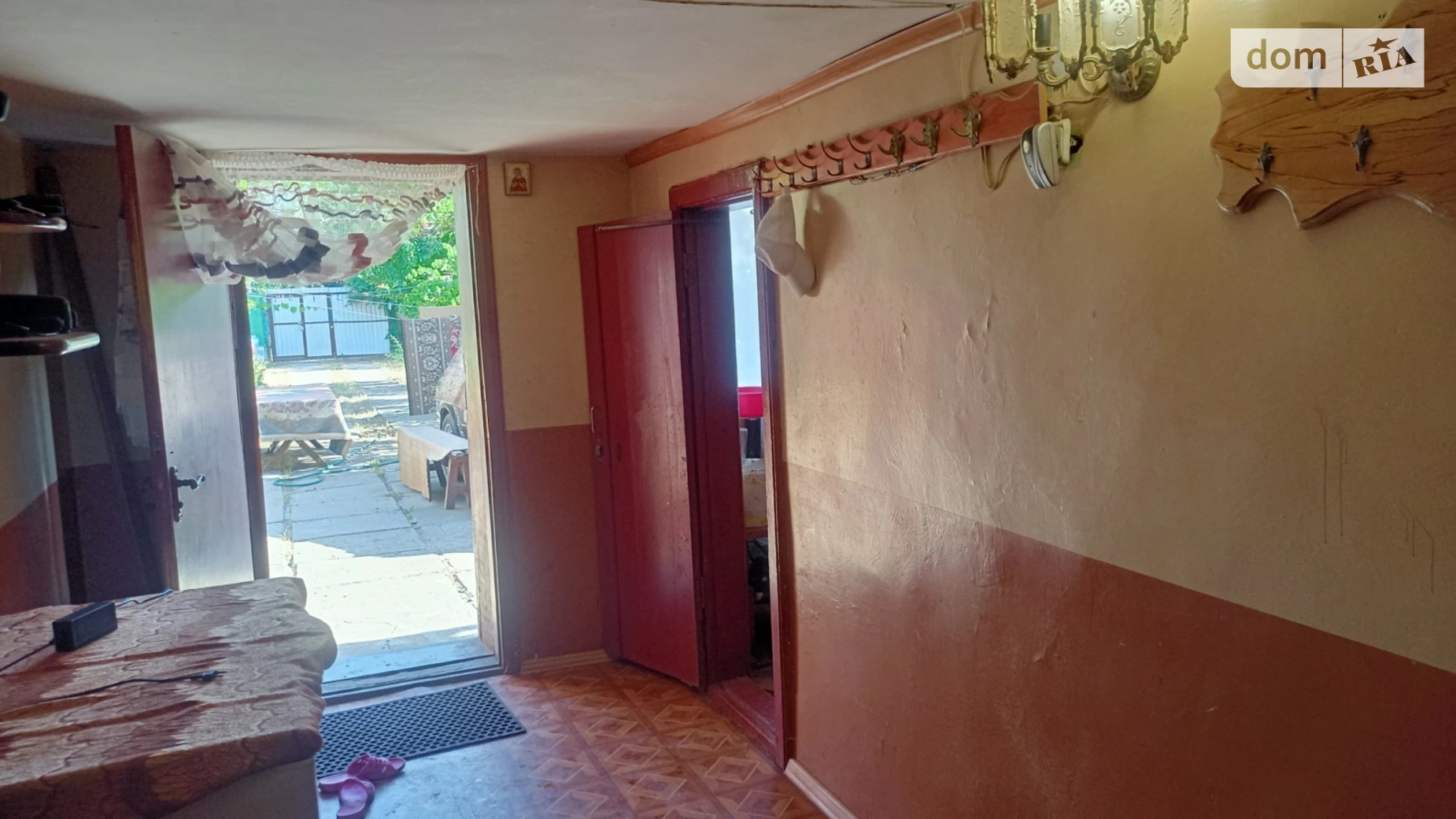Продается дом на 3 этажа 166 кв. м с гаражом, цена: 50000 $ - фото 4