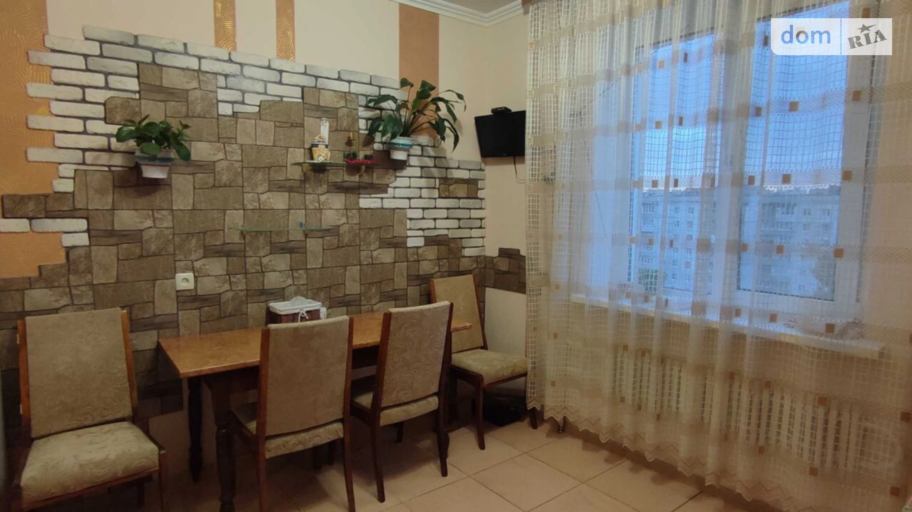 Продается 3-комнатная квартира 69.5 кв. м в Хмельницком, цена: 67998 $ - фото 2