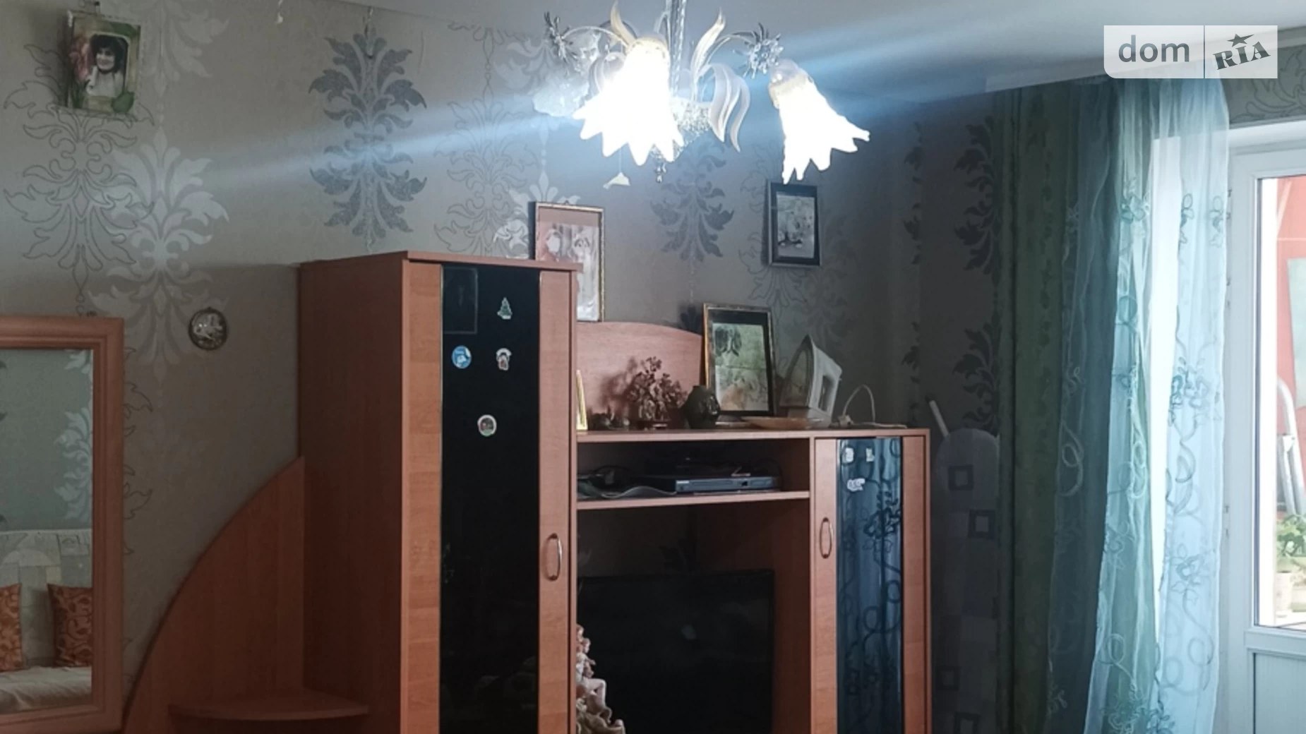 Продается 1-комнатная квартира 36 кв. м в Черноморске, ул. Парусная - фото 2