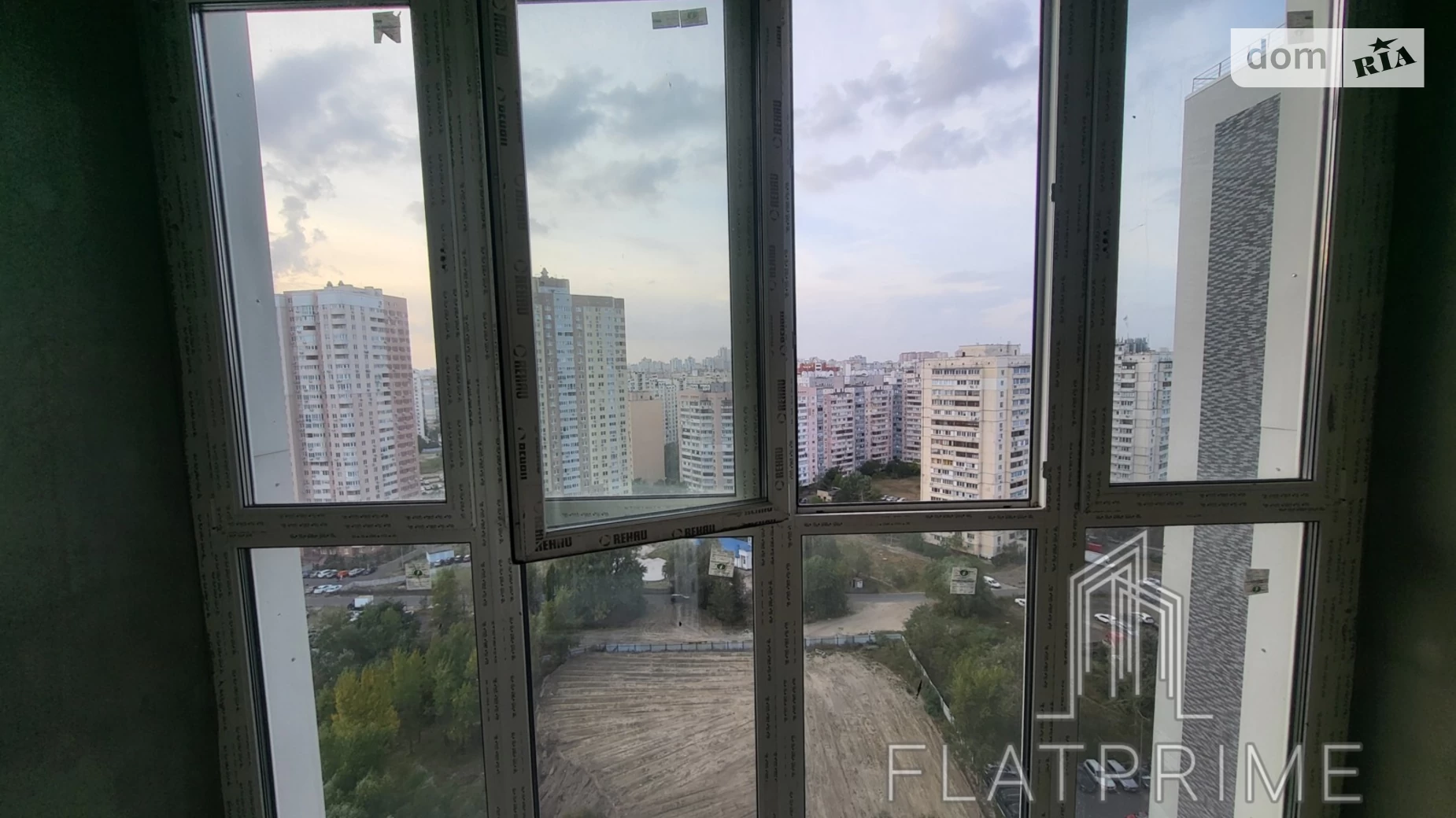 Продается 1-комнатная квартира 47 кв. м в Киеве, ул. Ревуцкого - фото 3