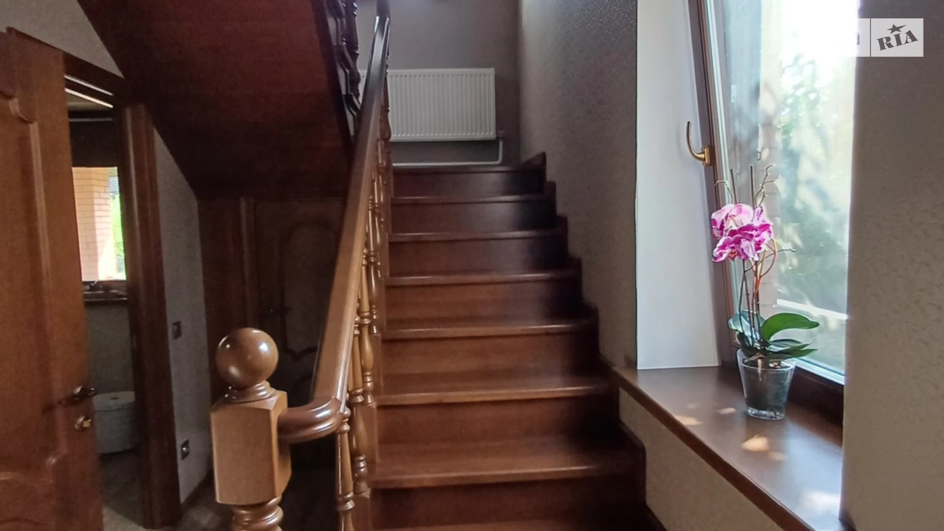 Продается дом на 2 этажа 130 кв. м с беседкой, цена: 230000 $ - фото 4