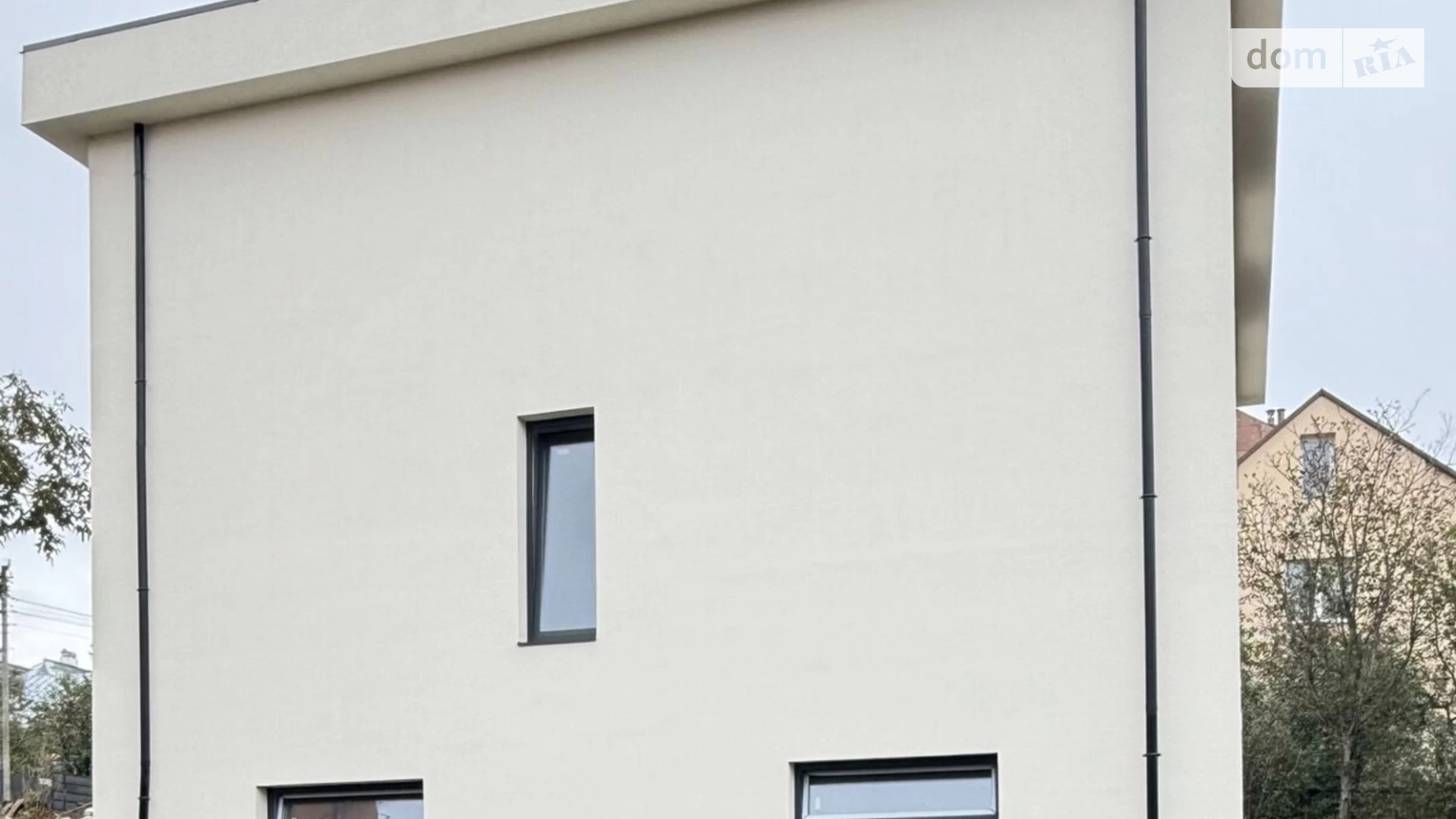 Продается дом на 3 этажа 285 кв. м с балконом, цена: 215000 $ - фото 3