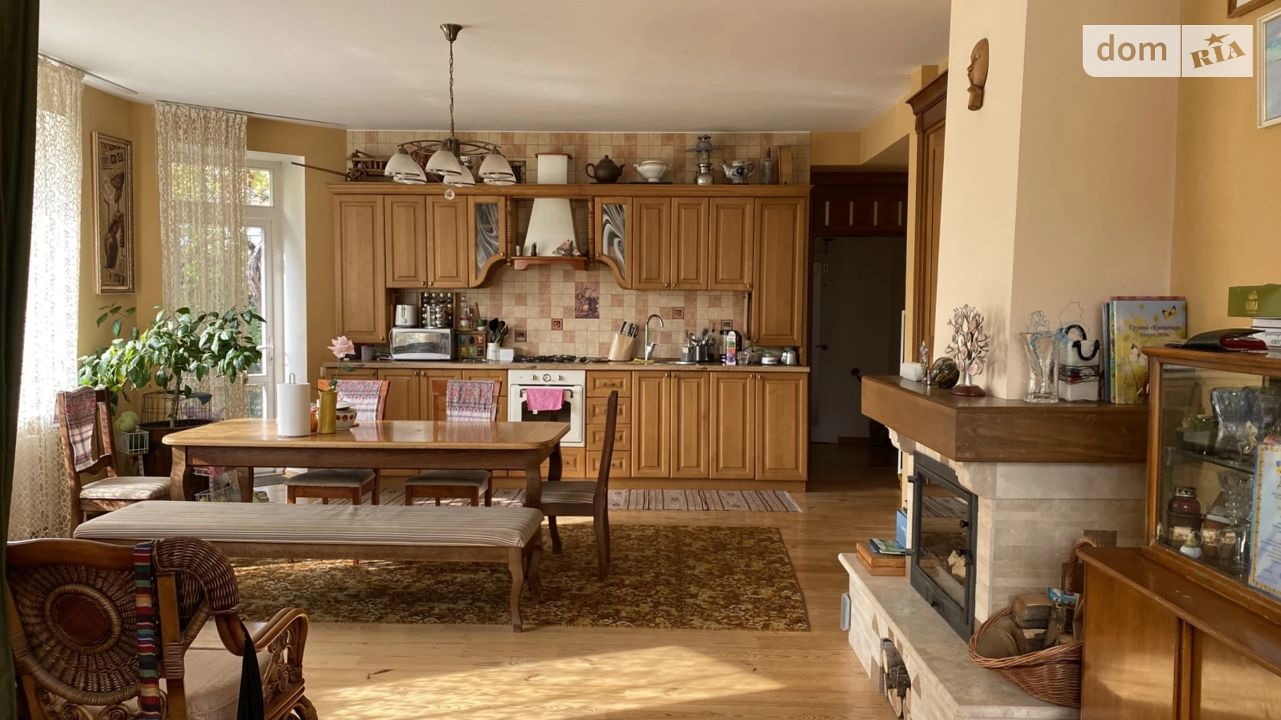 Продается дом на 2 этажа 320.7 кв. м с баней/сауной, цена: 295000 $ - фото 2
