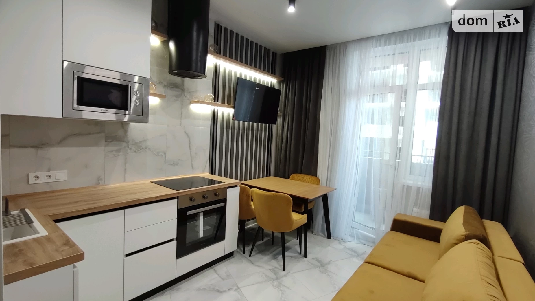 Продается 1-комнатная квартира 48 кв. м в Одессе, пер. Курортный, 1 - фото 2