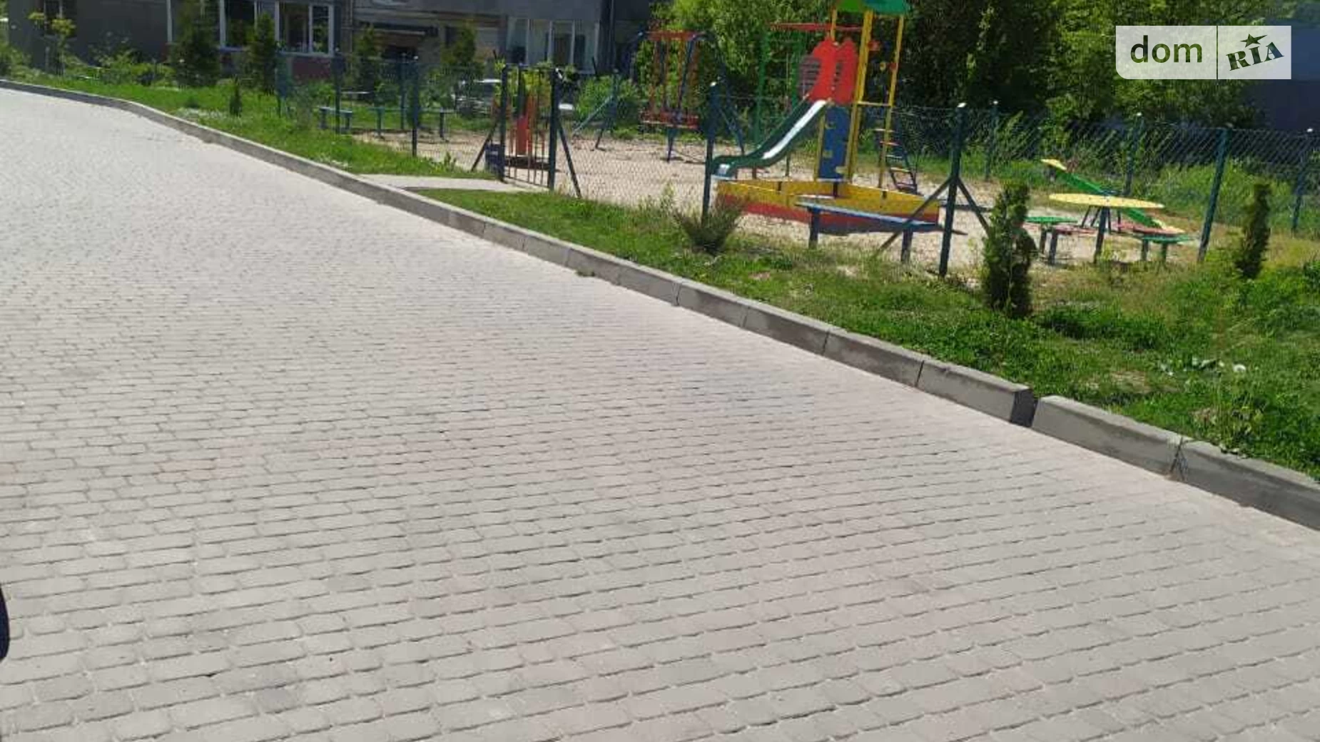 Продается 2-комнатная квартира 70.7 кв. м в Кременце, ул. Горбача, 3А - фото 4