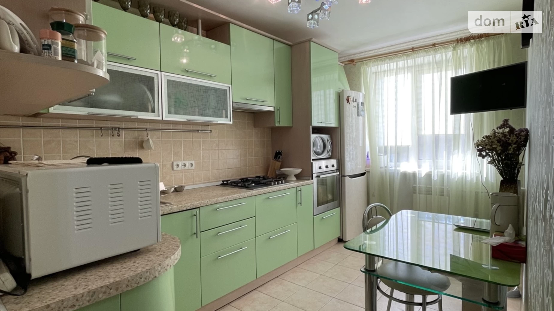 Продается 3-комнатная квартира 68 кв. м в Черноморске, ул. Александрийская, 12 - фото 2