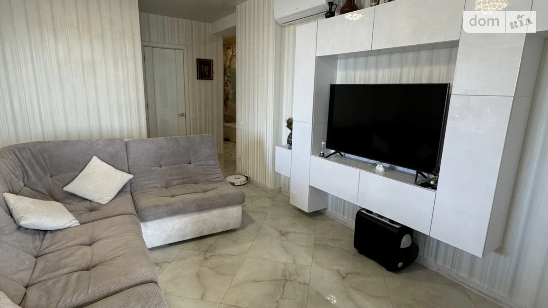 Продается 3-комнатная квартира 104 кв. м в Днепре, ул. Рабочая, 166Д - фото 2