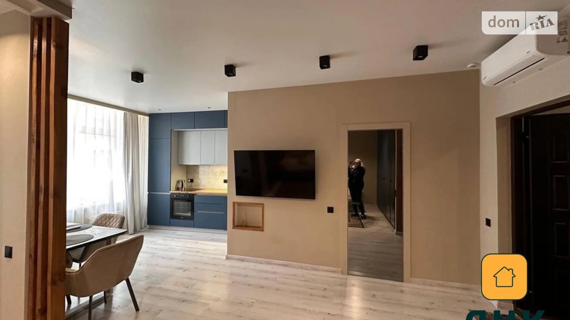 Продается 1-комнатная квартира 40 кв. м в Одессе, ул. Валерия Самофалова, 16А/4 - фото 2