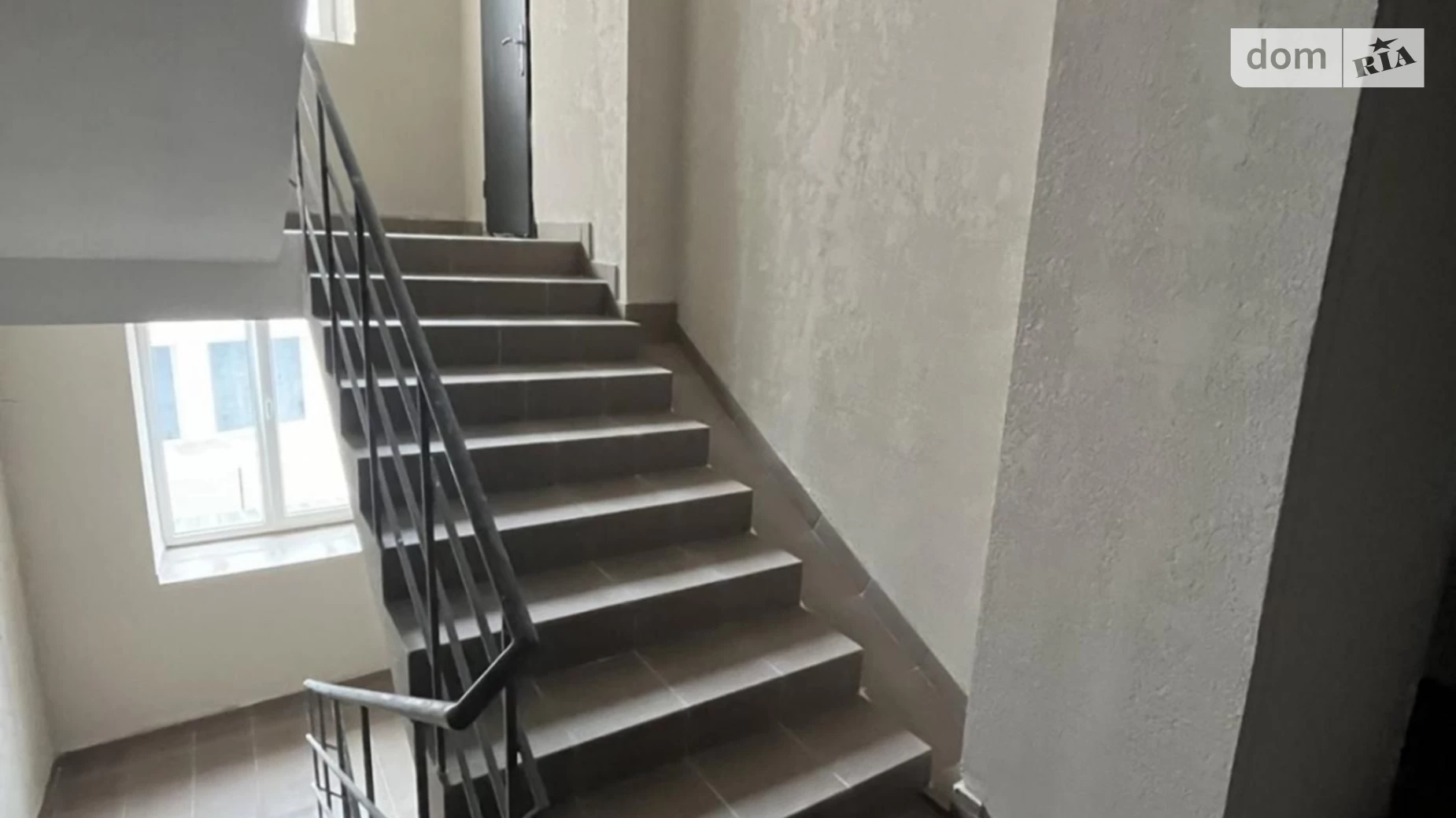 Продается 2-комнатная квартира 56.8 кв. м в Ивано-Франковске, ул. Украинских Декабристов, 58 - фото 2