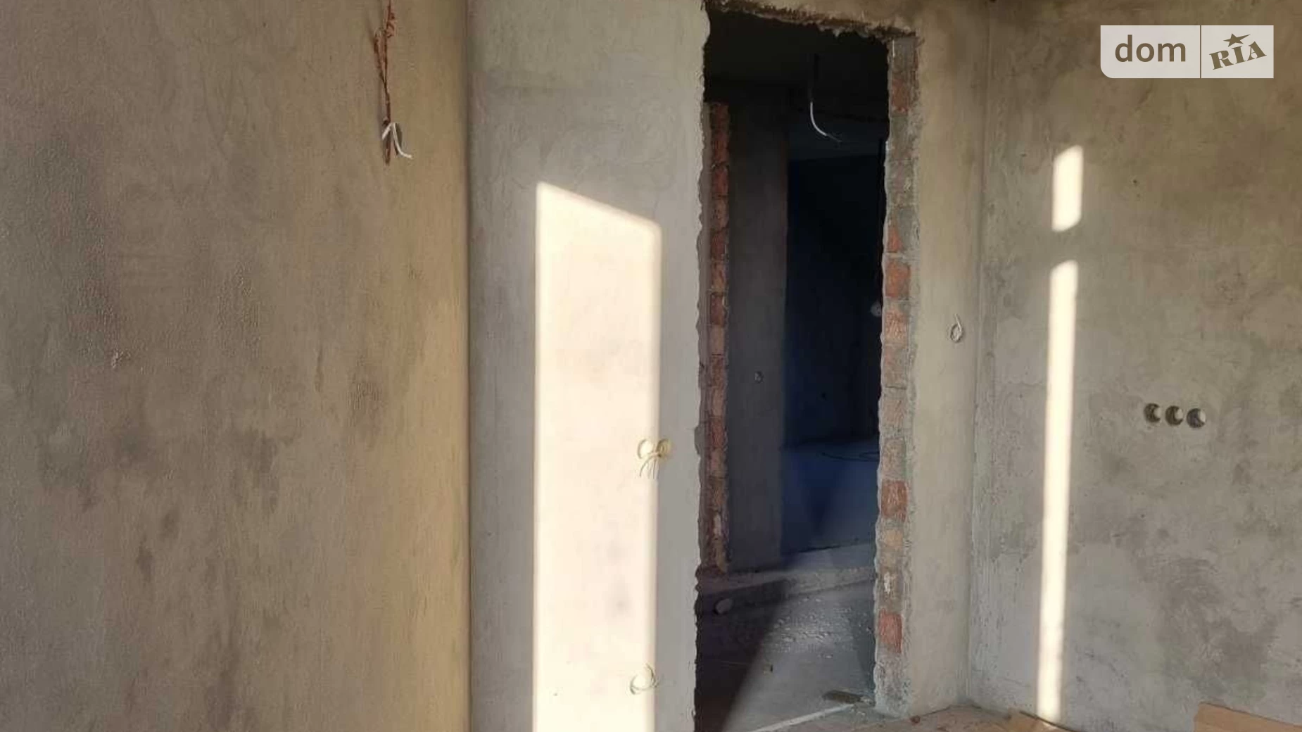 Продается 4-комнатная квартира 128 кв. м в Черновцах, ул. Корнея Толстюка(Достоевского Федора) - фото 4