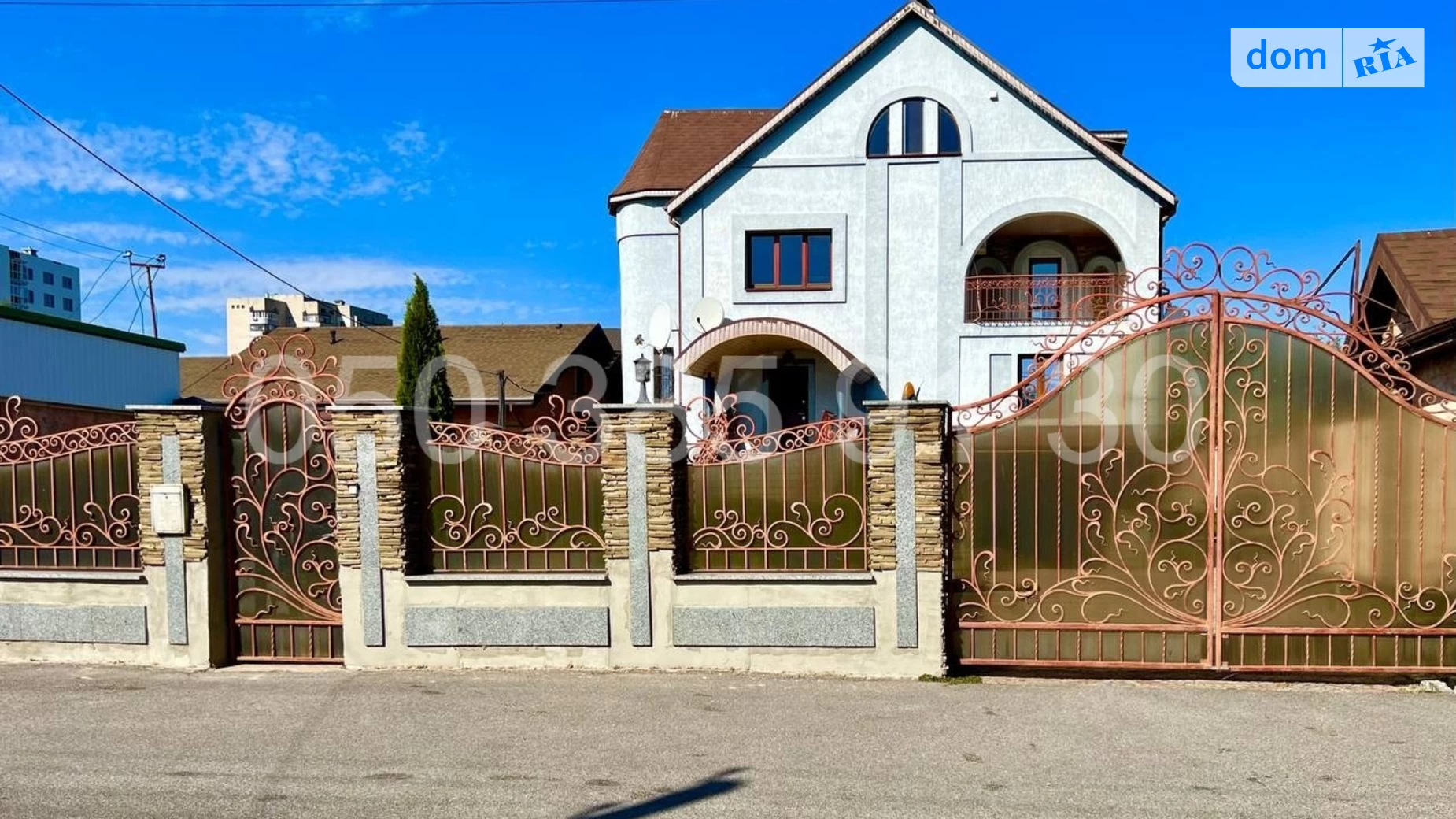 Продается дом на 3 этажа 386.2 кв. м с верандой, цена: 320000 $ - фото 4